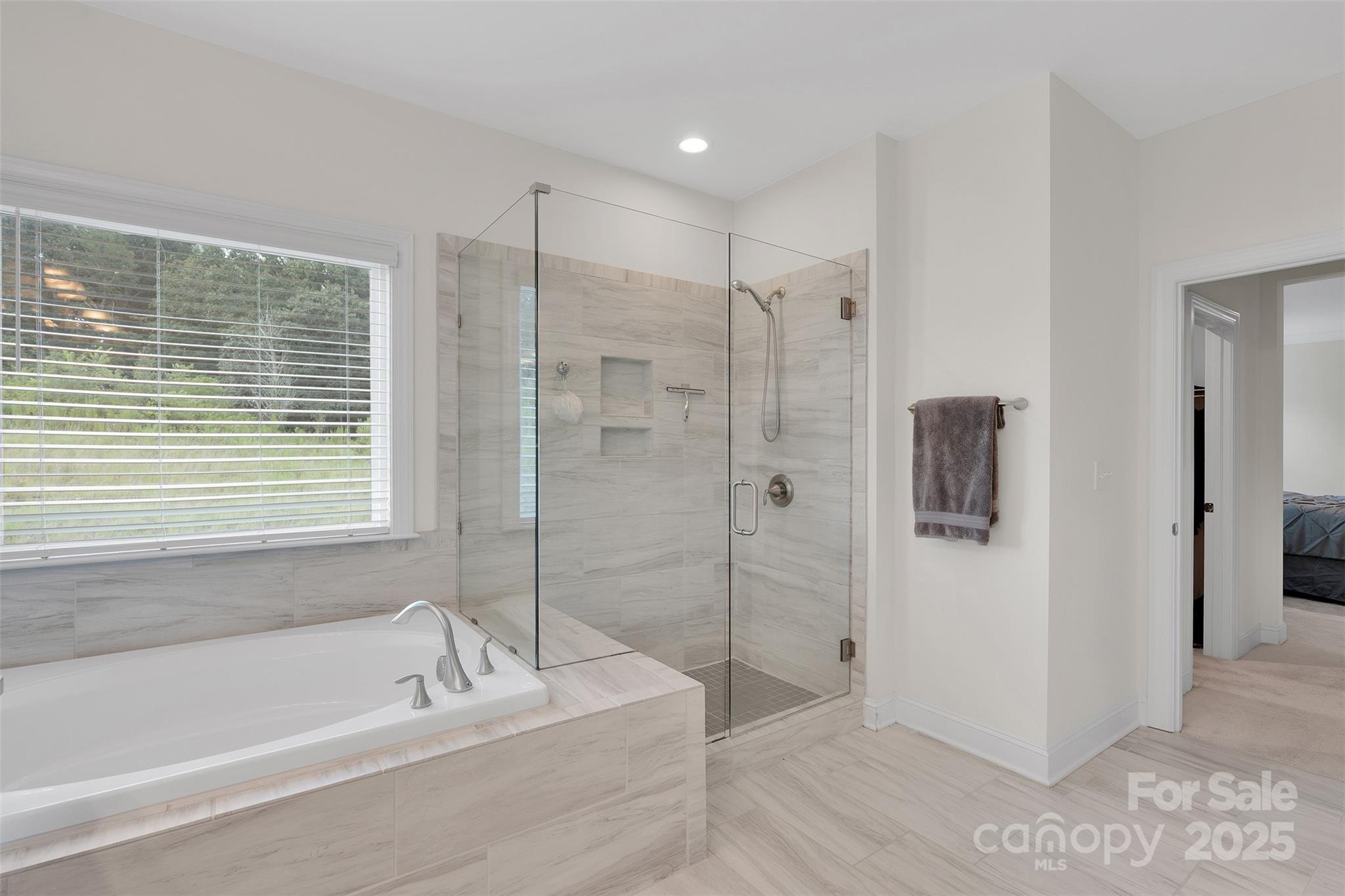 8095 Woodline Lane
