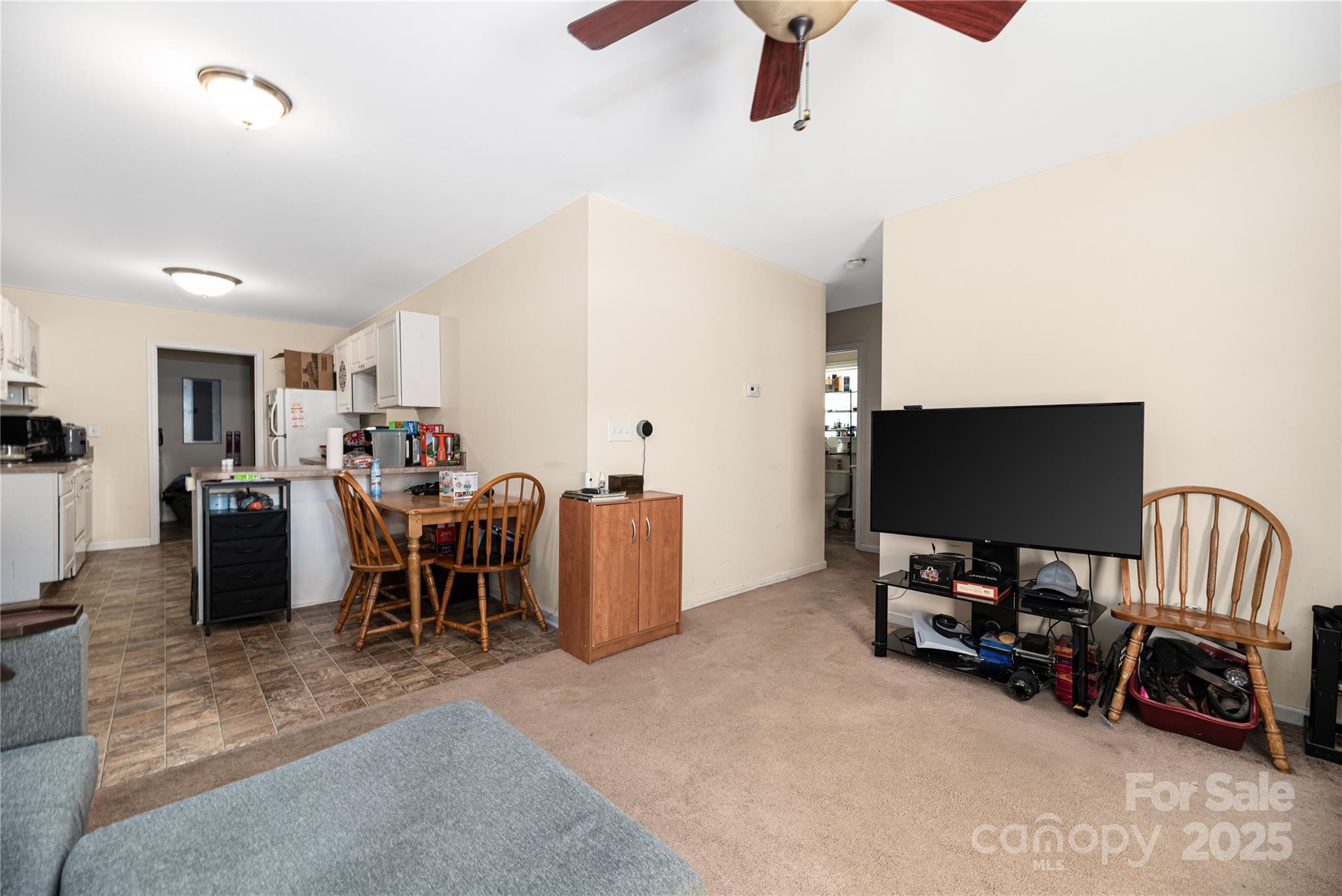5605 Wrenn Drive