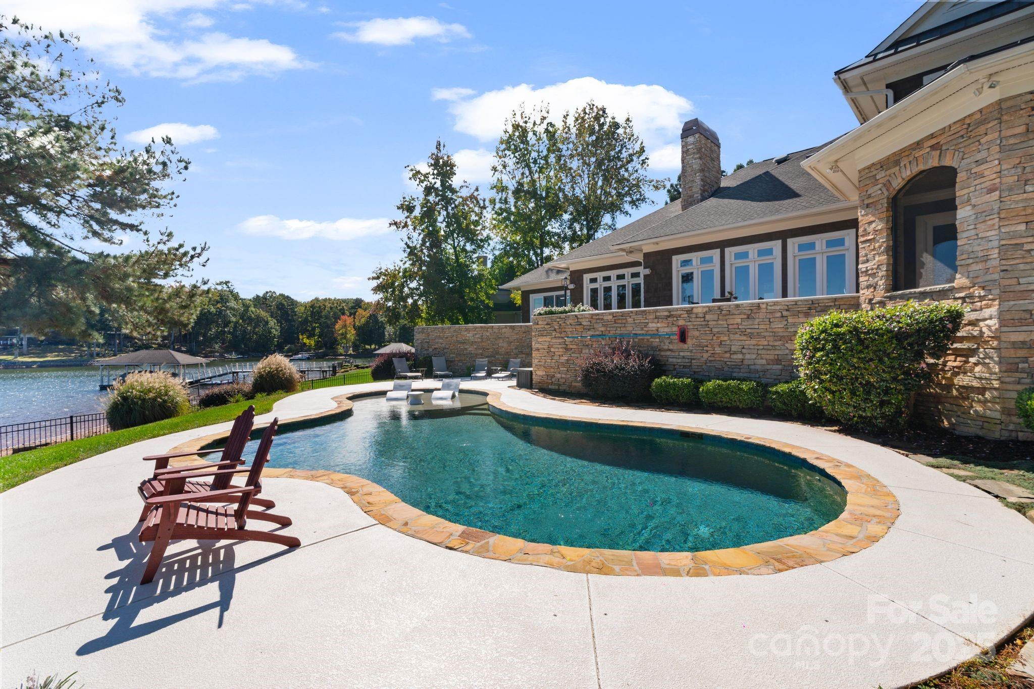 2514 Smith Harbour Drive