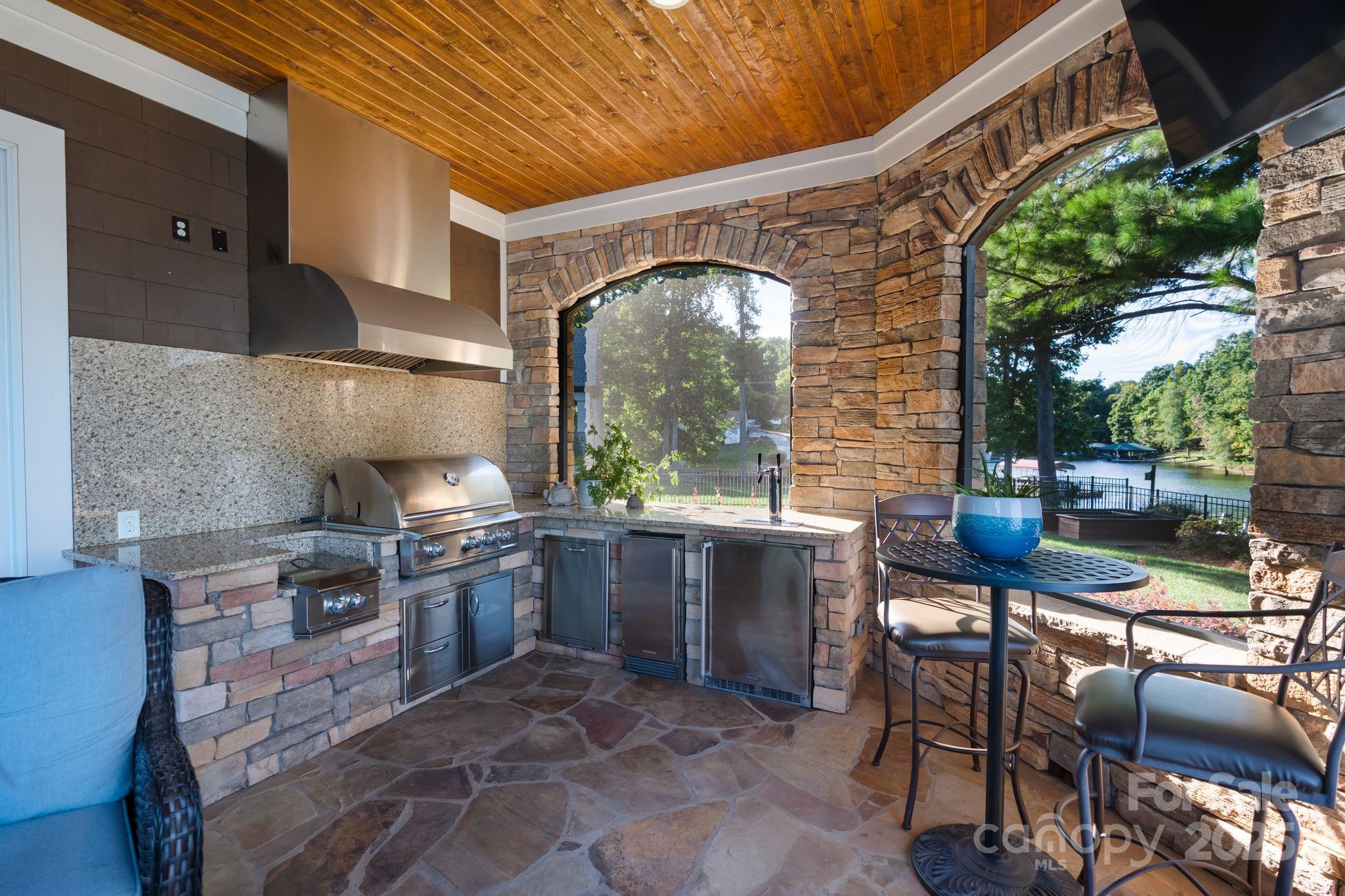 2514 Smith Harbour Drive