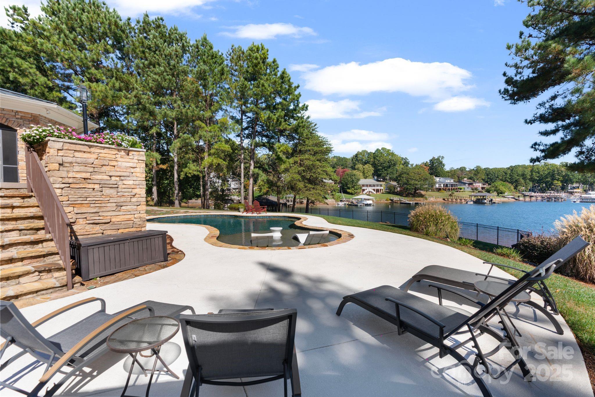 2514 Smith Harbour Drive