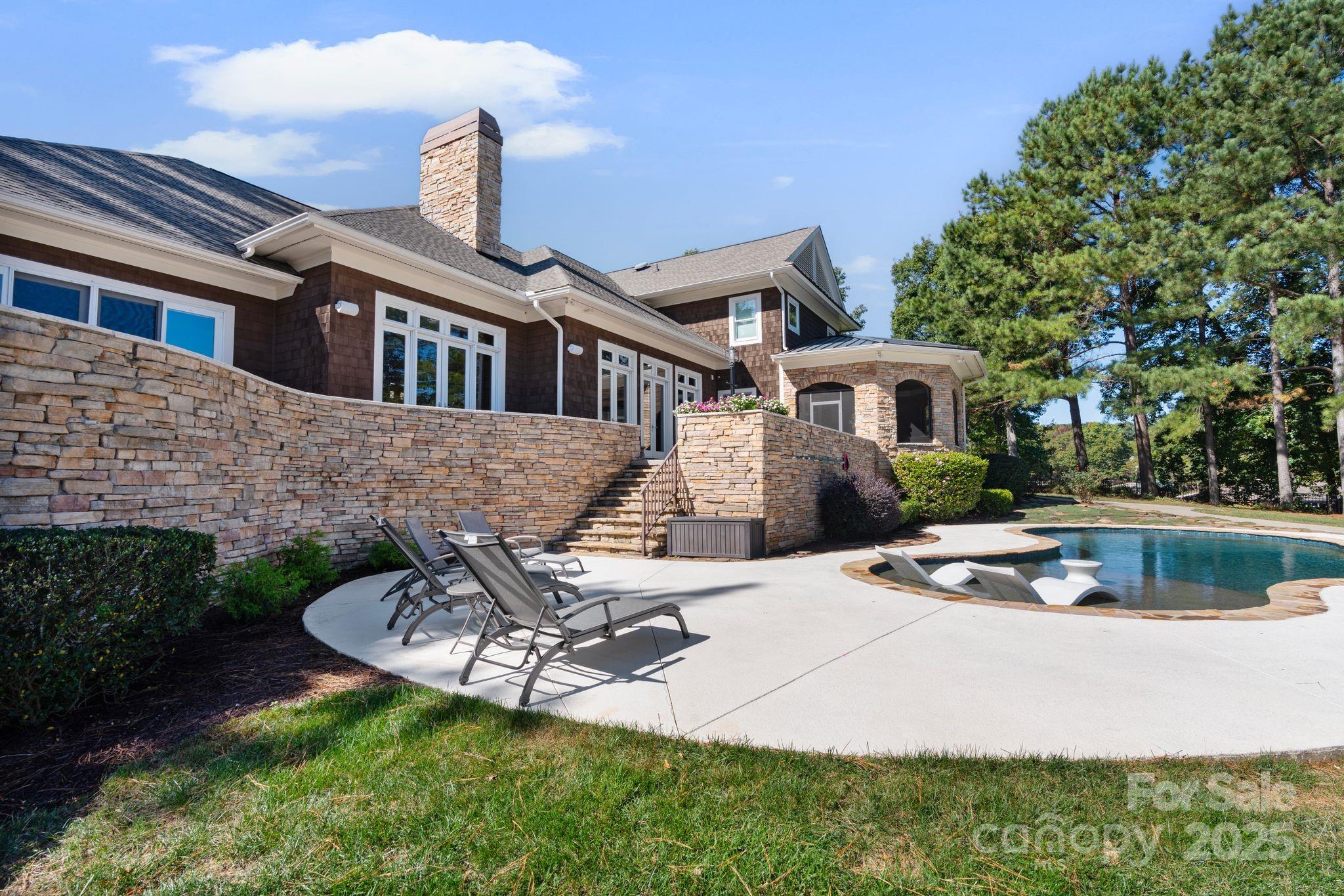 2514 Smith Harbour Drive
