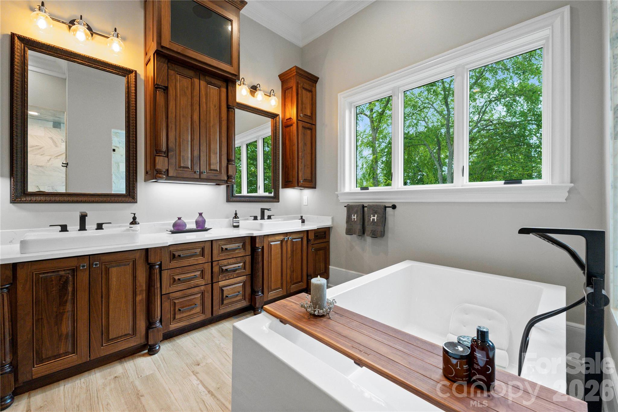 8170 Bay Pointe Drive