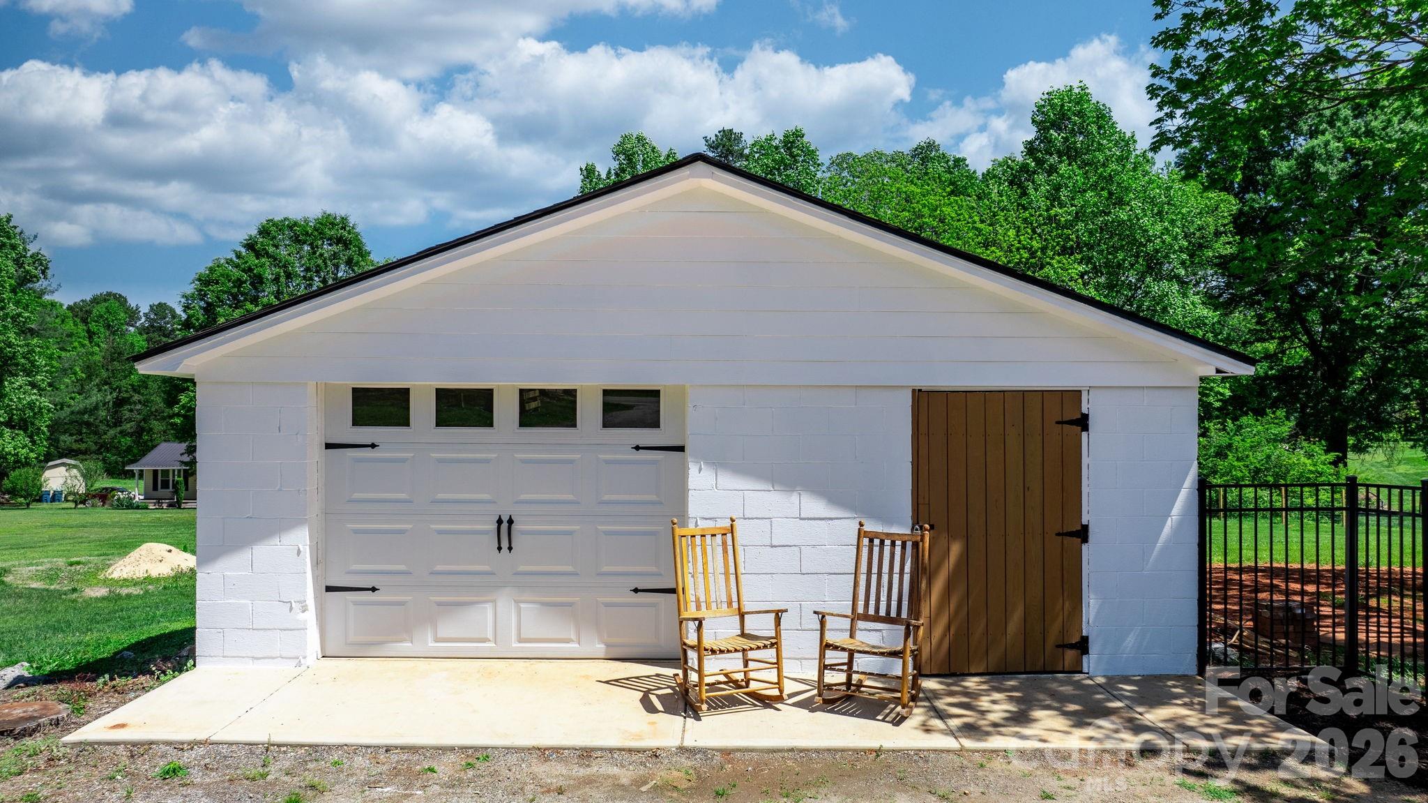 1252 Houston Mill Road