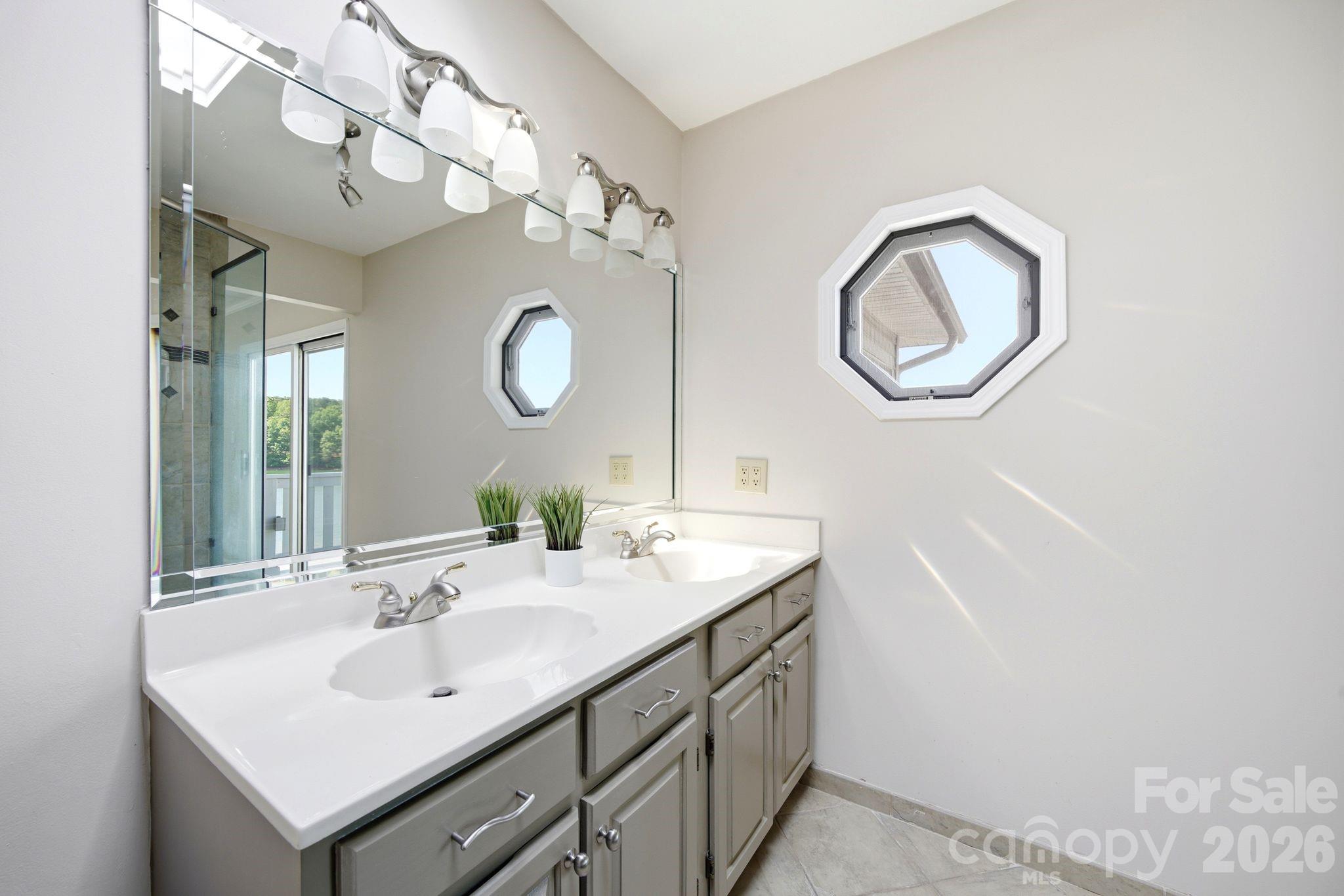 7831 Spinnaker Bay Drive Unit: 301