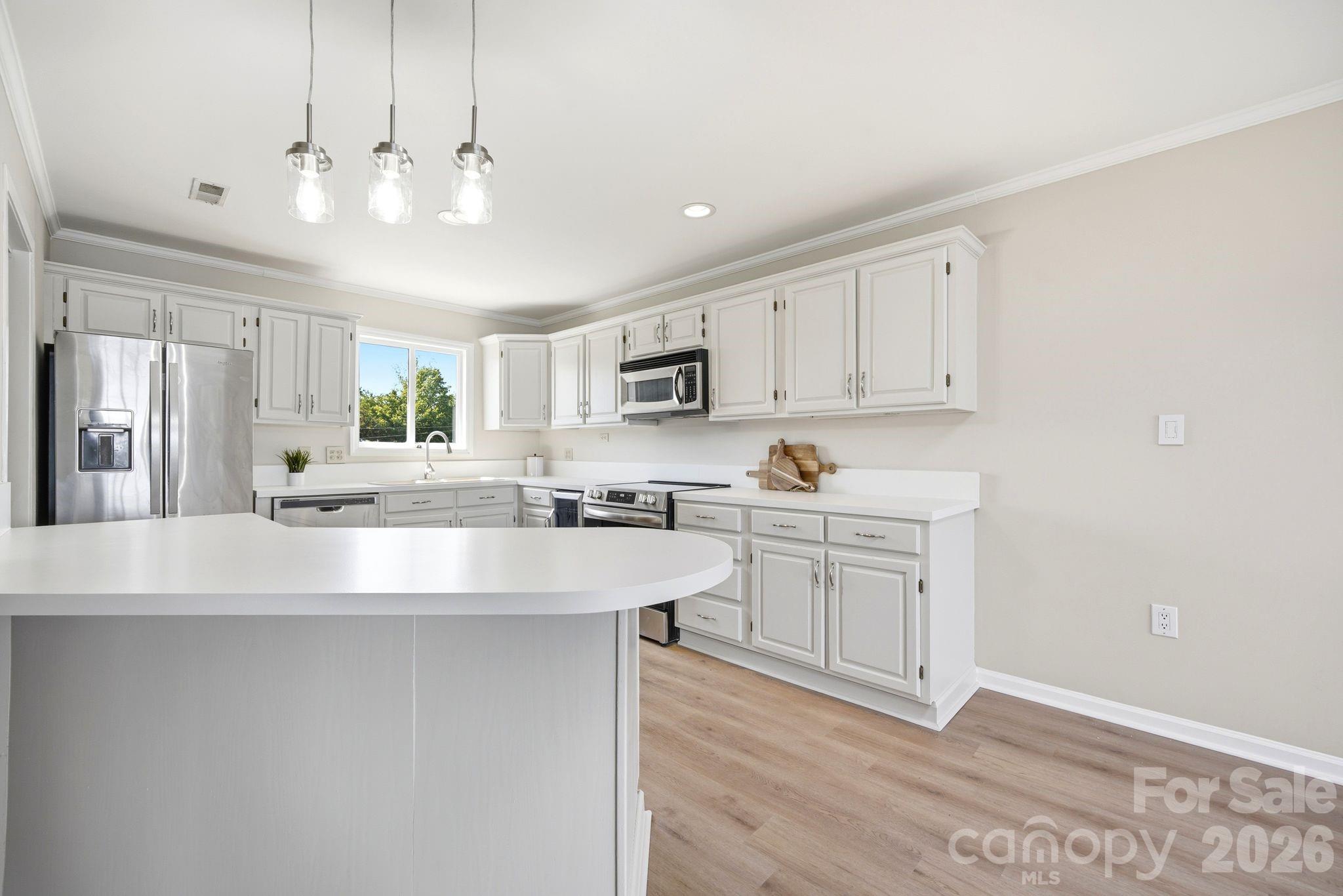 7831 Spinnaker Bay Drive Unit: 301