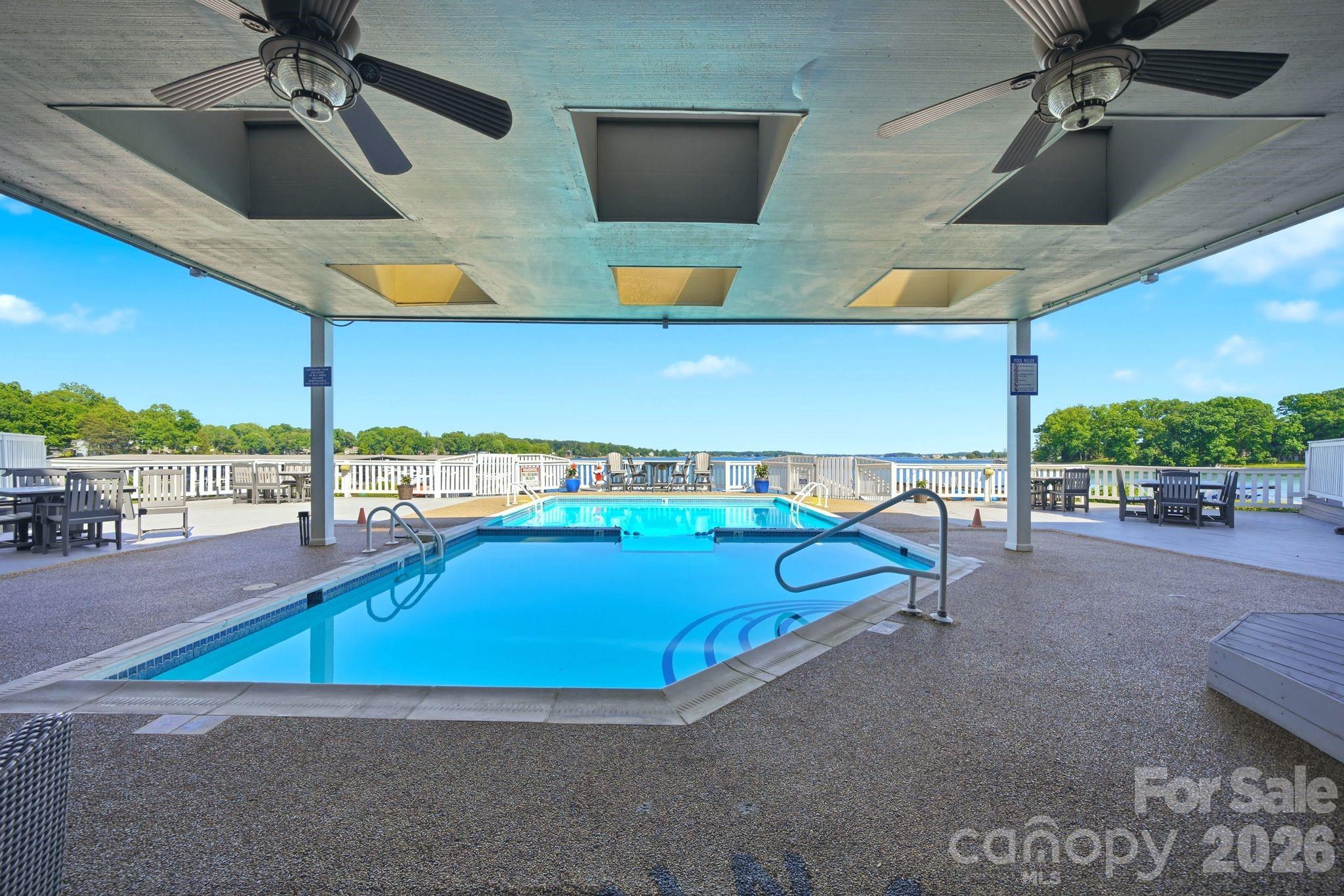 7831 Spinnaker Bay Drive Unit: 301