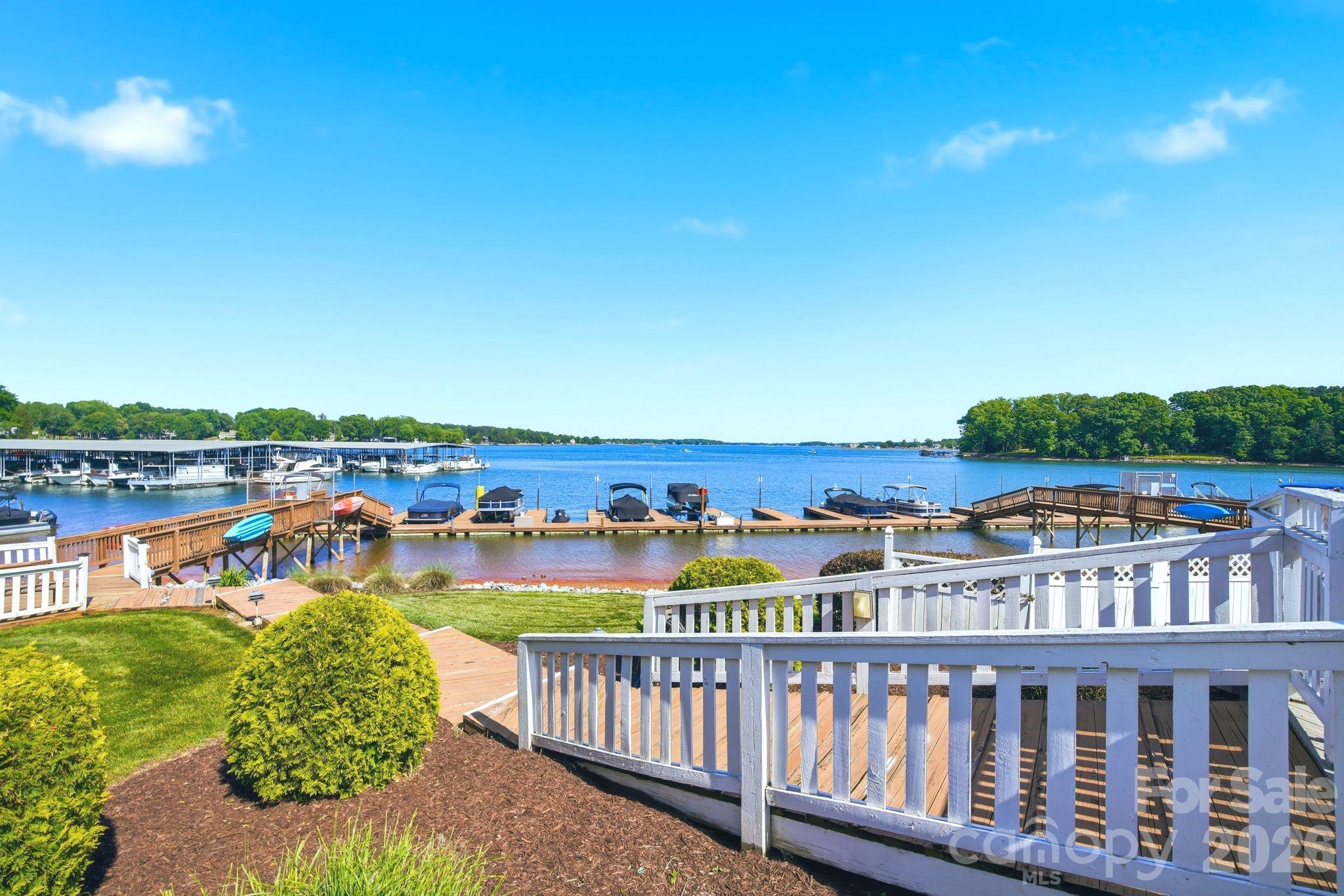 7831 Spinnaker Bay Drive Unit: 301