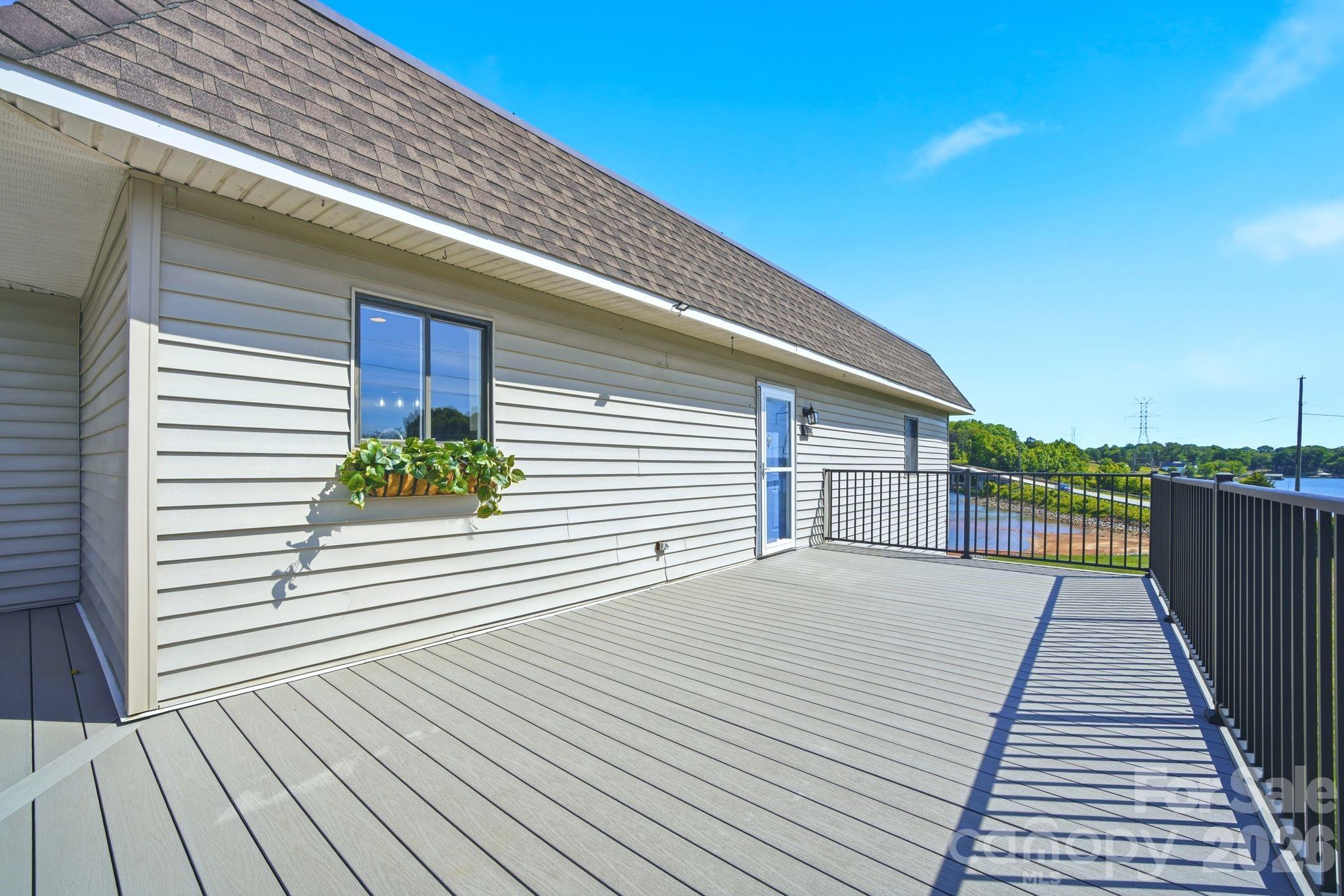 7831 Spinnaker Bay Drive Unit: 301
