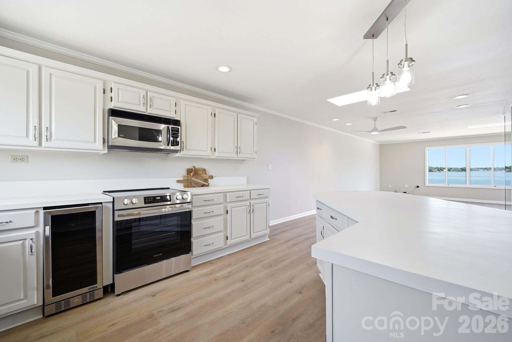 7831 Spinnaker Bay Drive Unit: 301