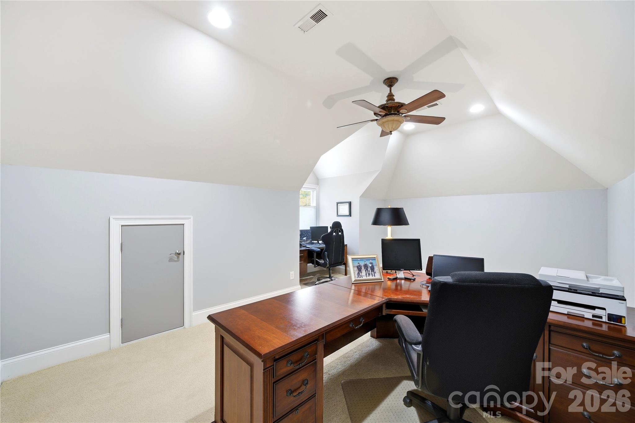 7592 Cottonwood Drive