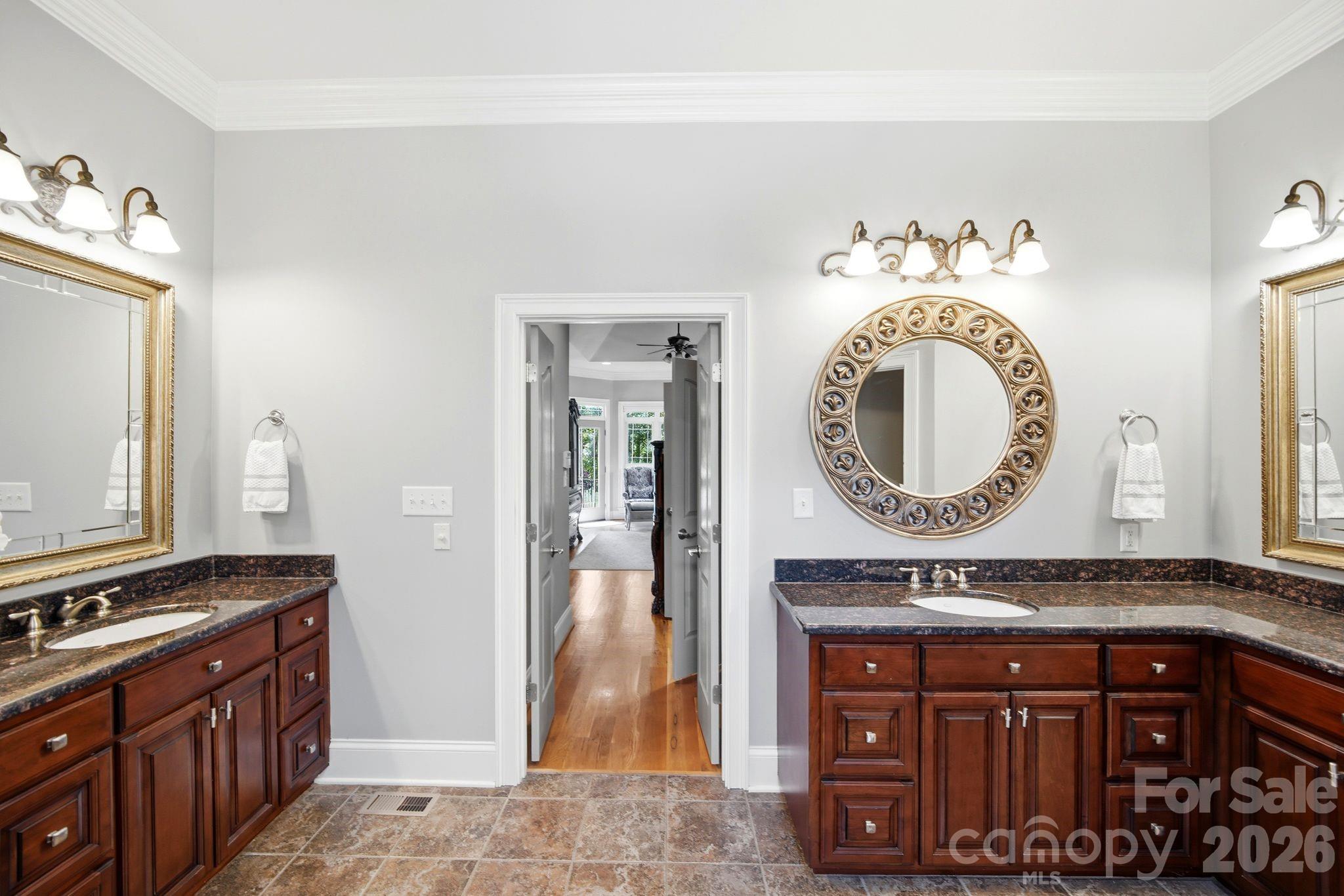 7592 Cottonwood Drive