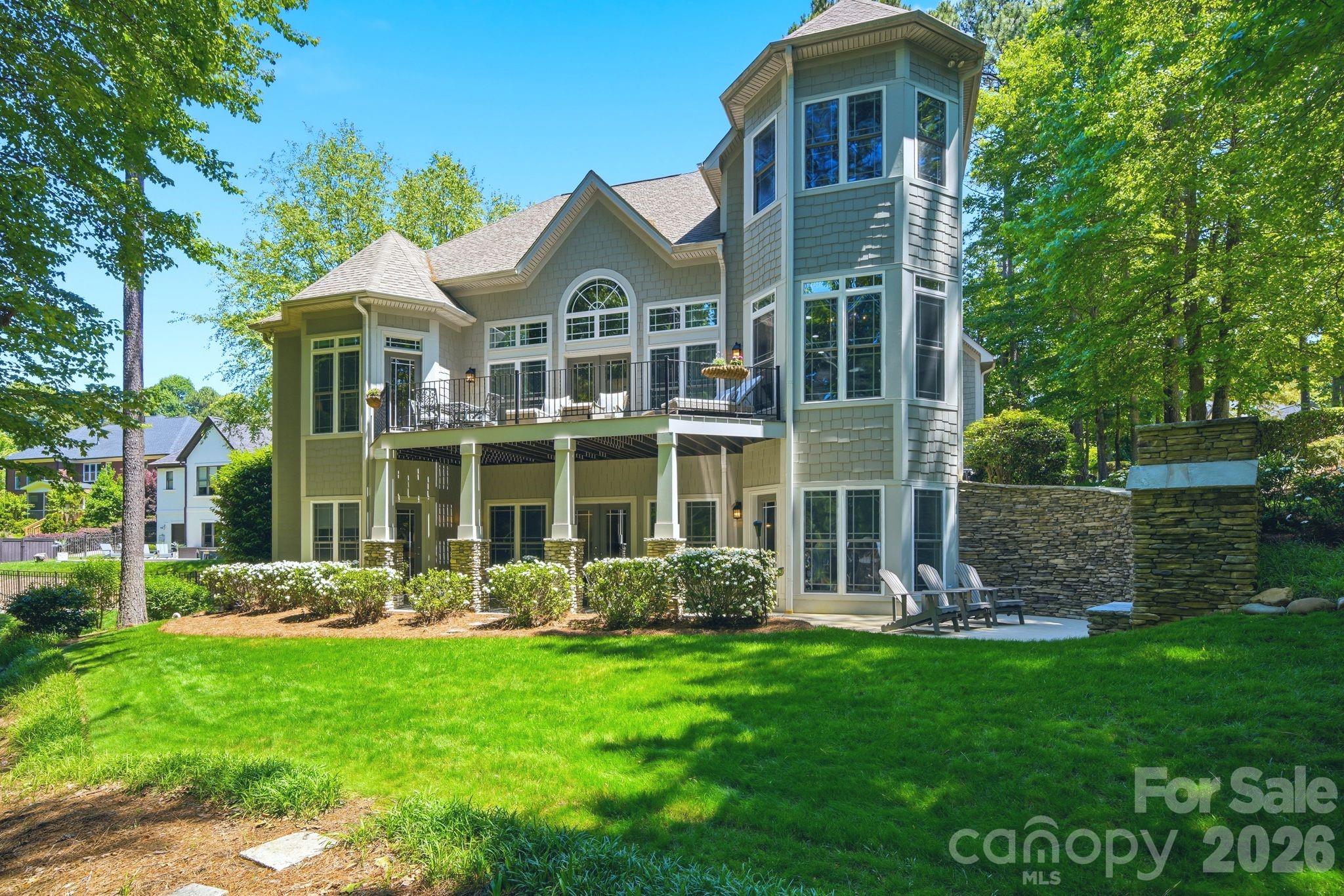 7592 Cottonwood Drive