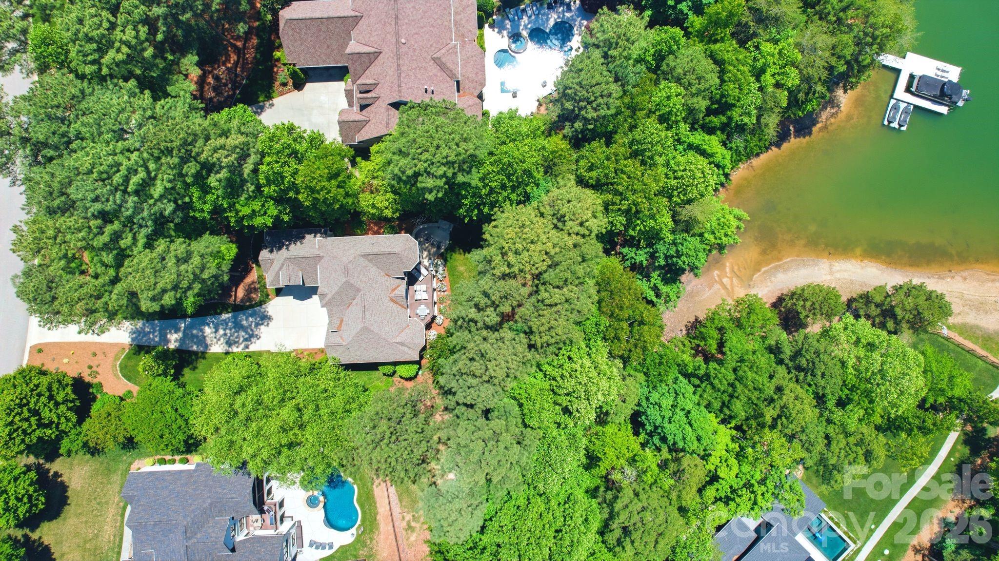 7592 Cottonwood Drive