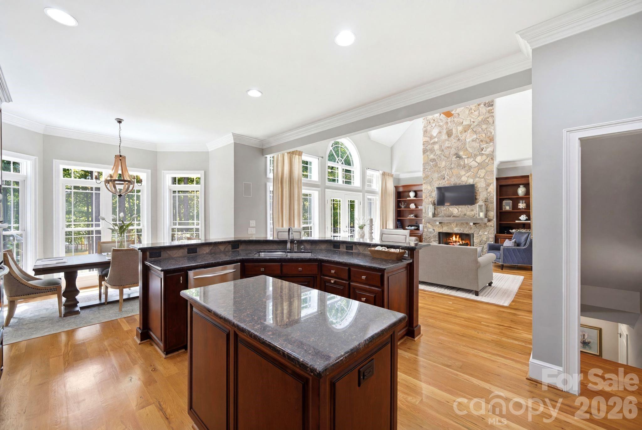 7592 Cottonwood Drive