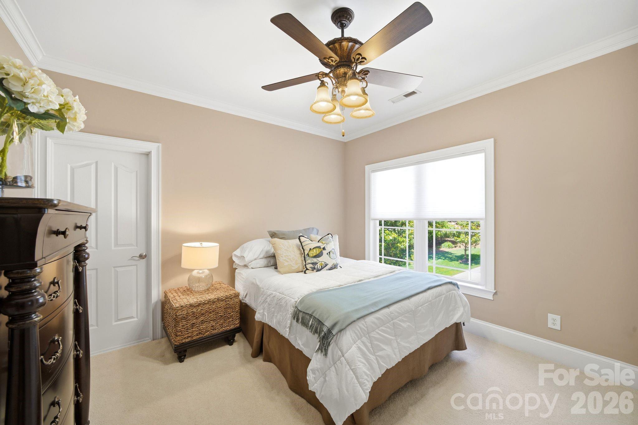 7592 Cottonwood Drive