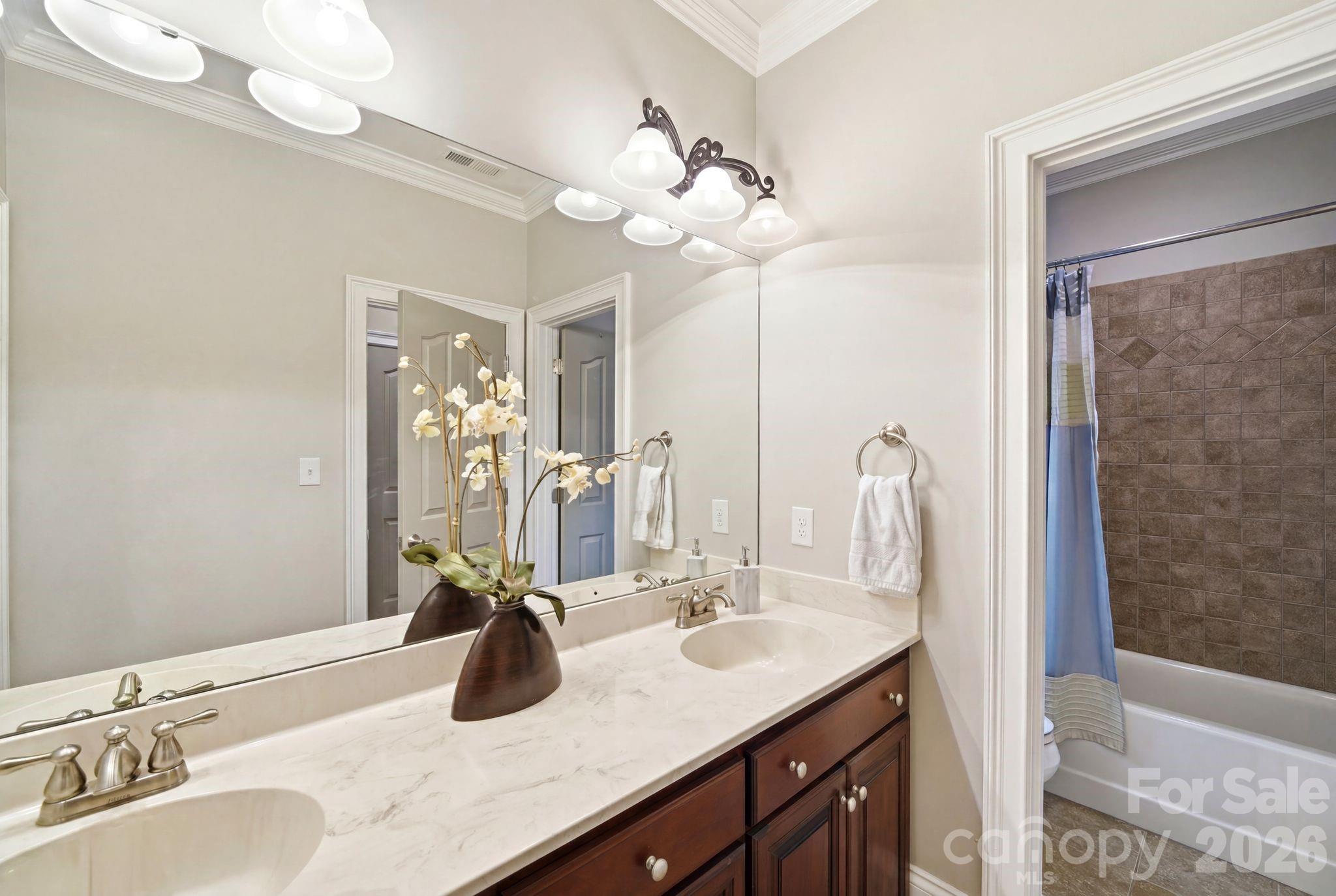 7592 Cottonwood Drive