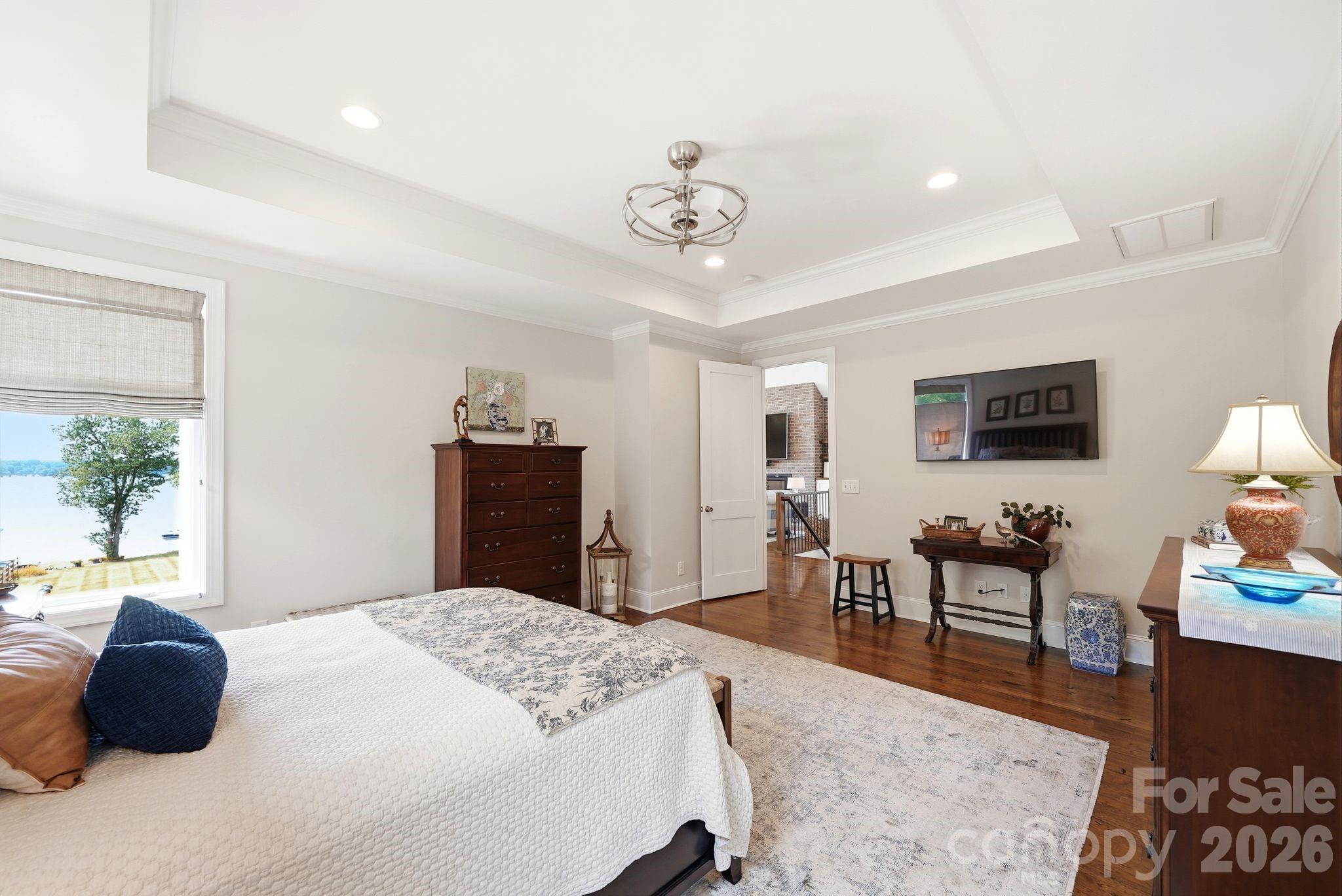 4293 Harbor Lane