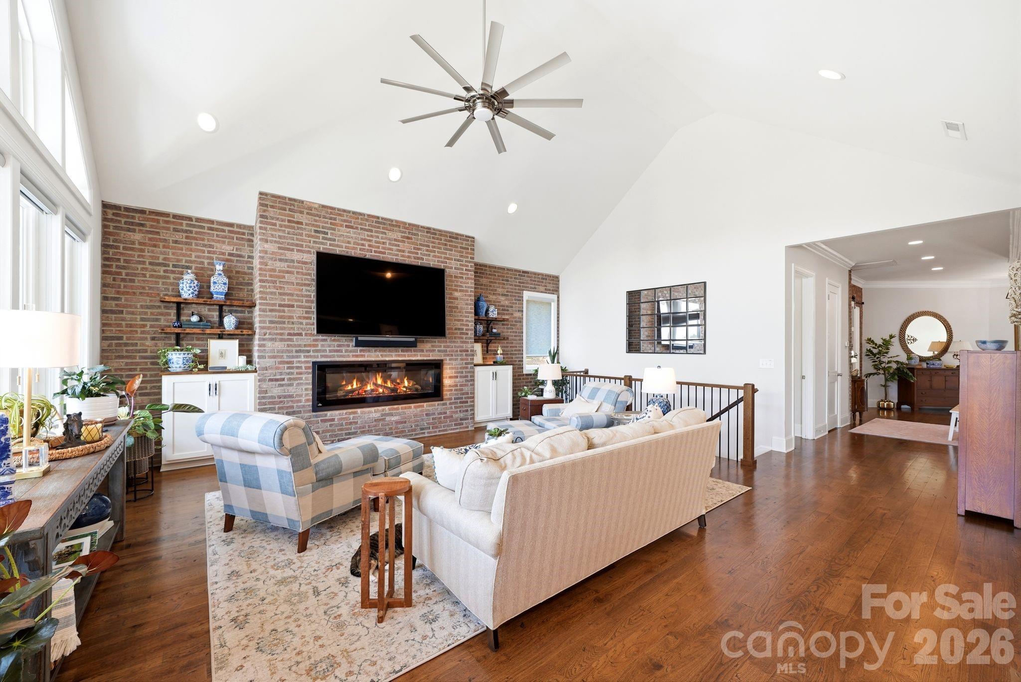 4293 Harbor Lane