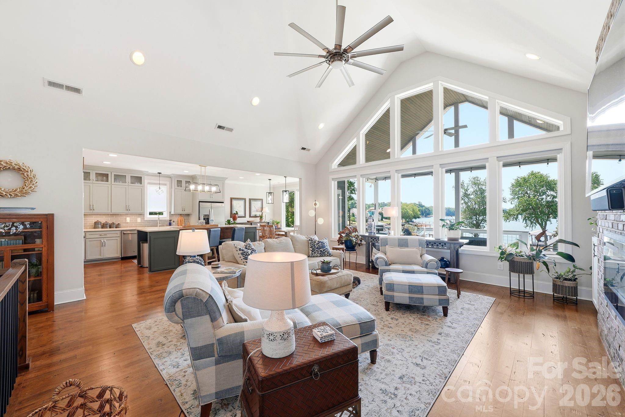 4293 Harbor Lane