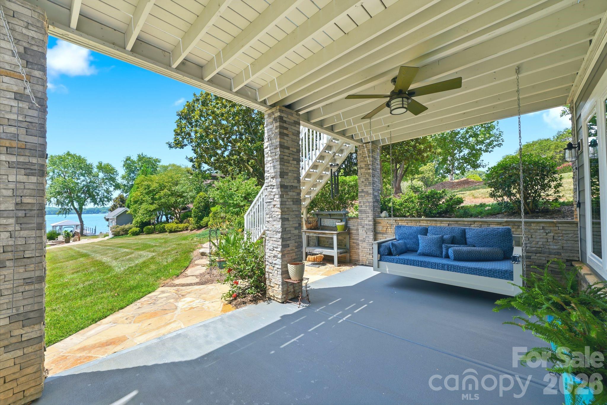 4293 Harbor Lane