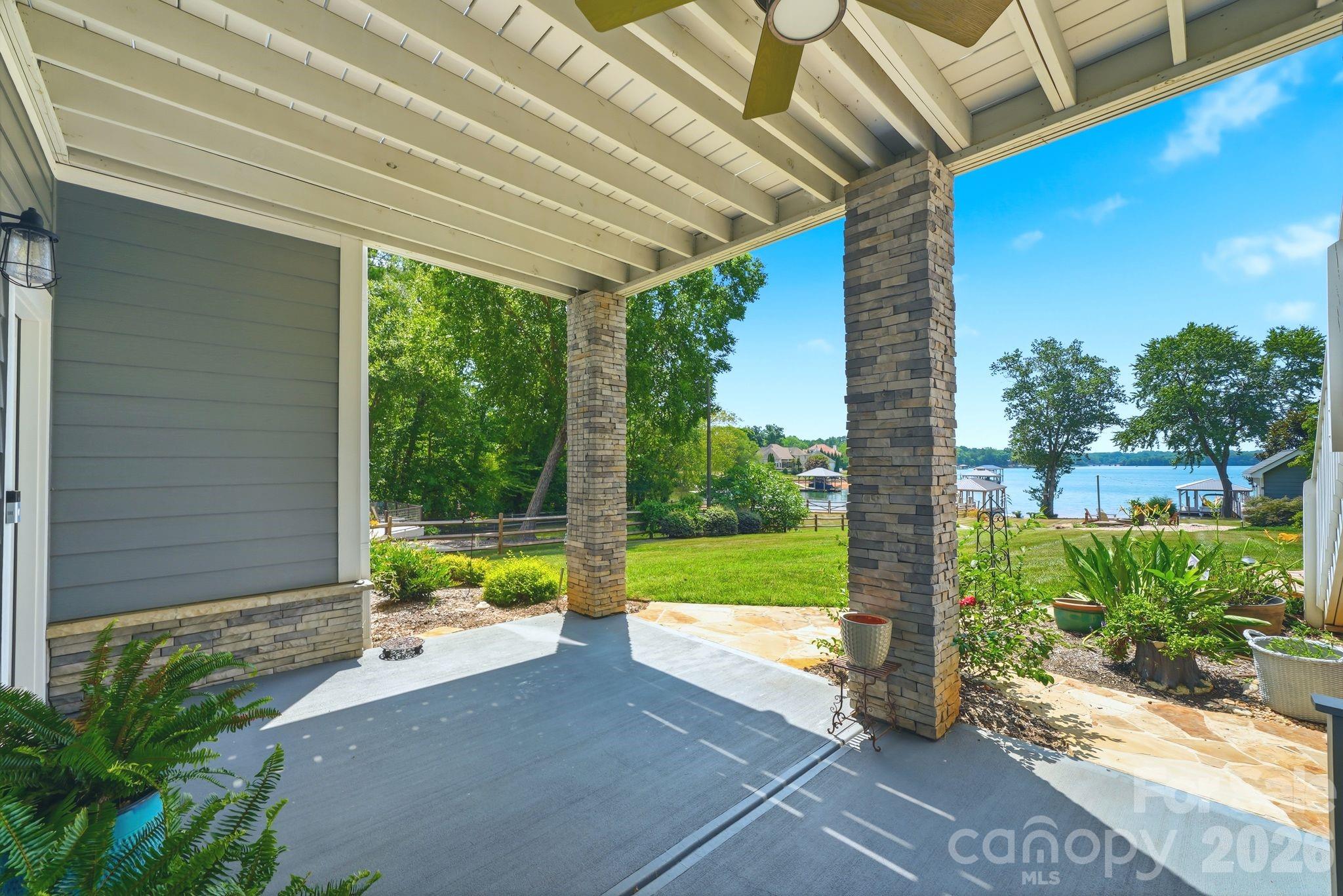 4293 Harbor Lane
