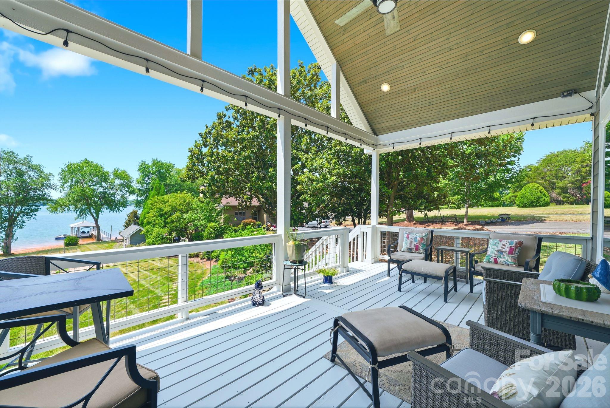 4293 Harbor Lane