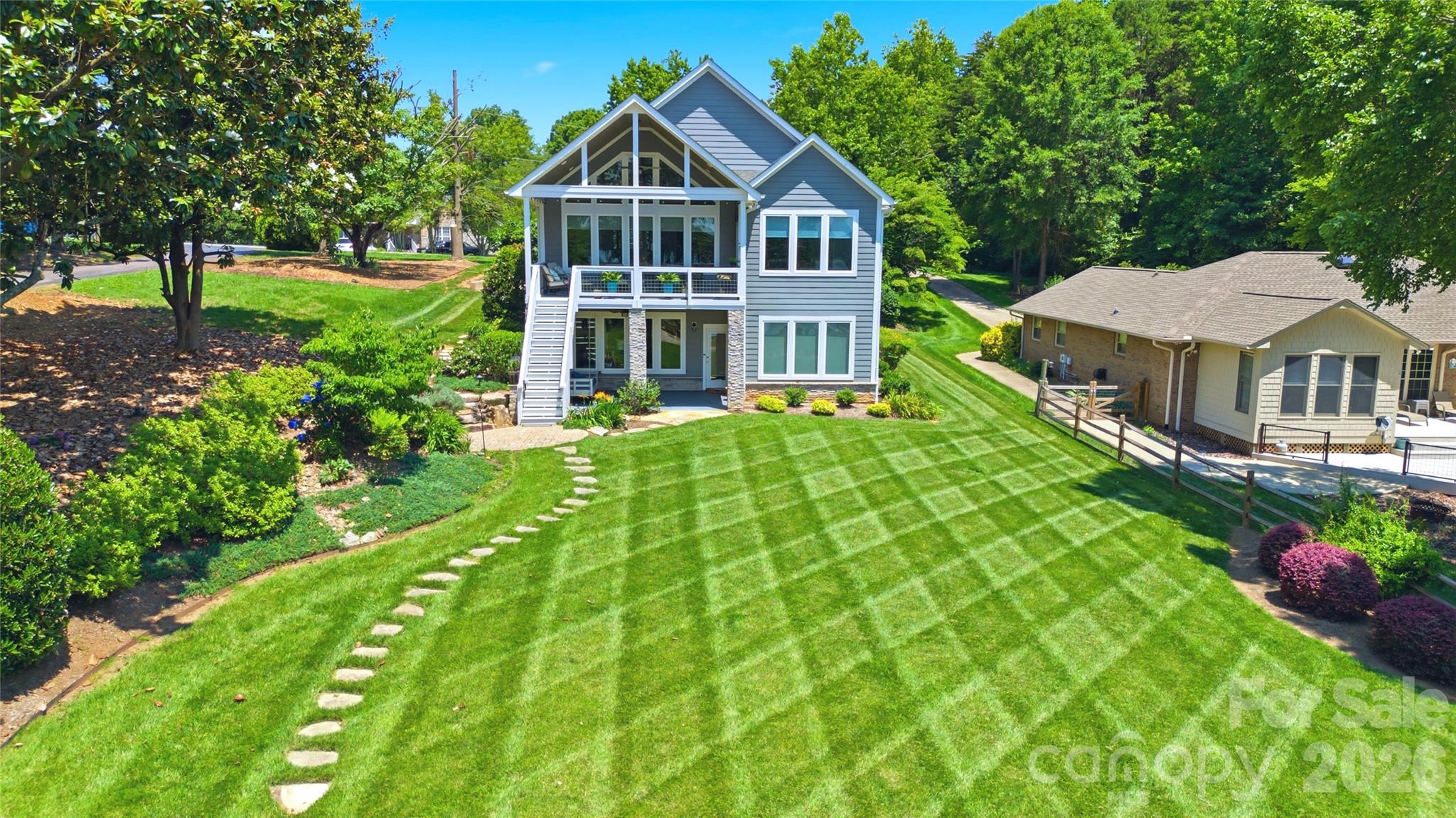 4293 Harbor Lane