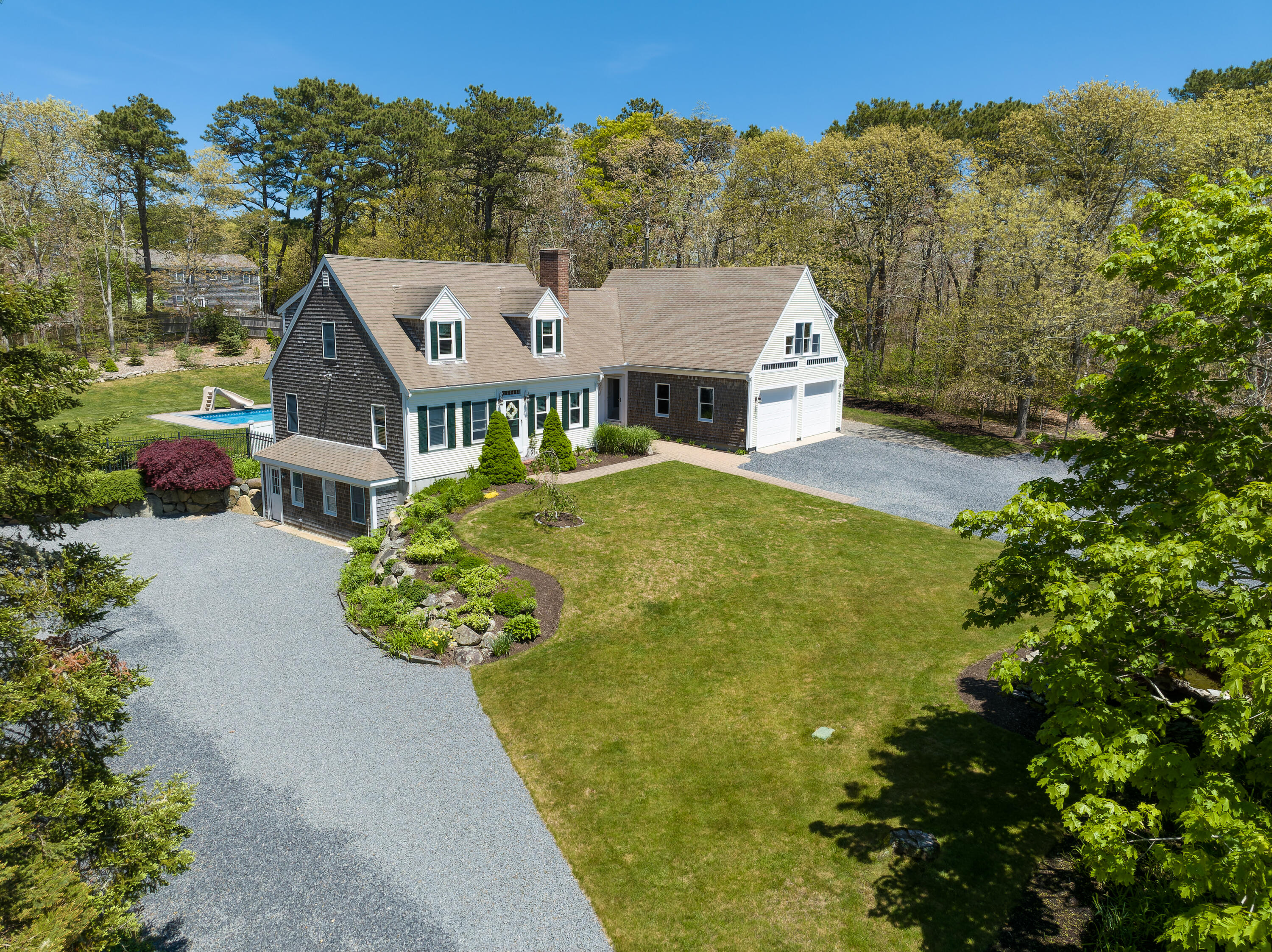 15 Walkerwoods Drive