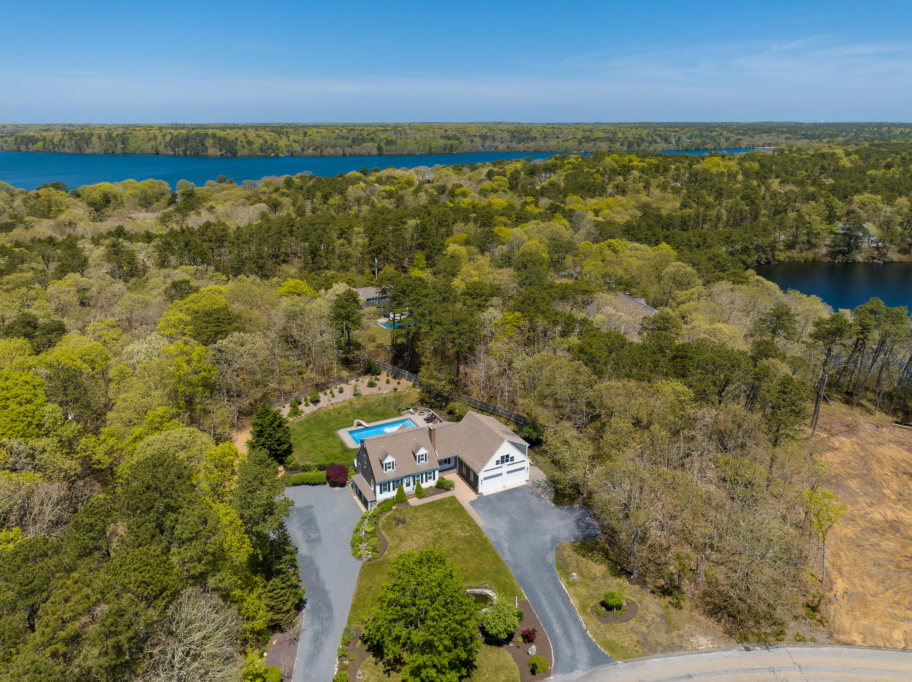15 Walkerwoods Drive