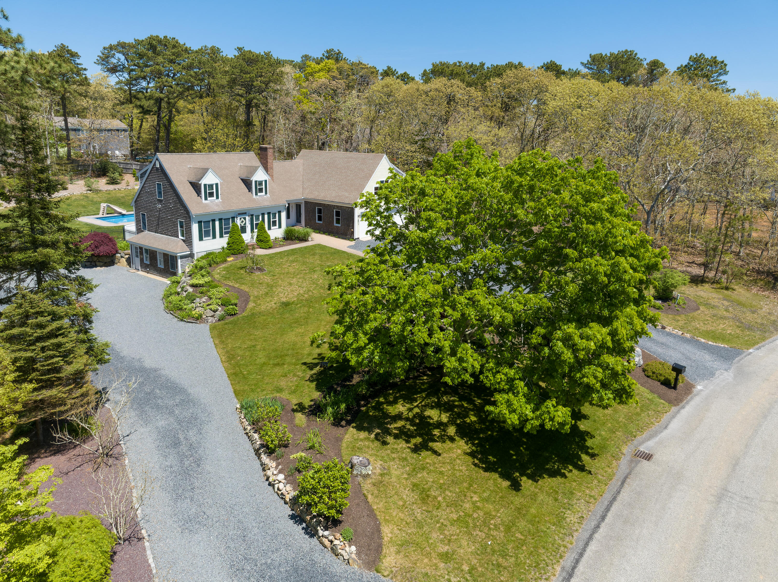 15 Walkerwoods Drive