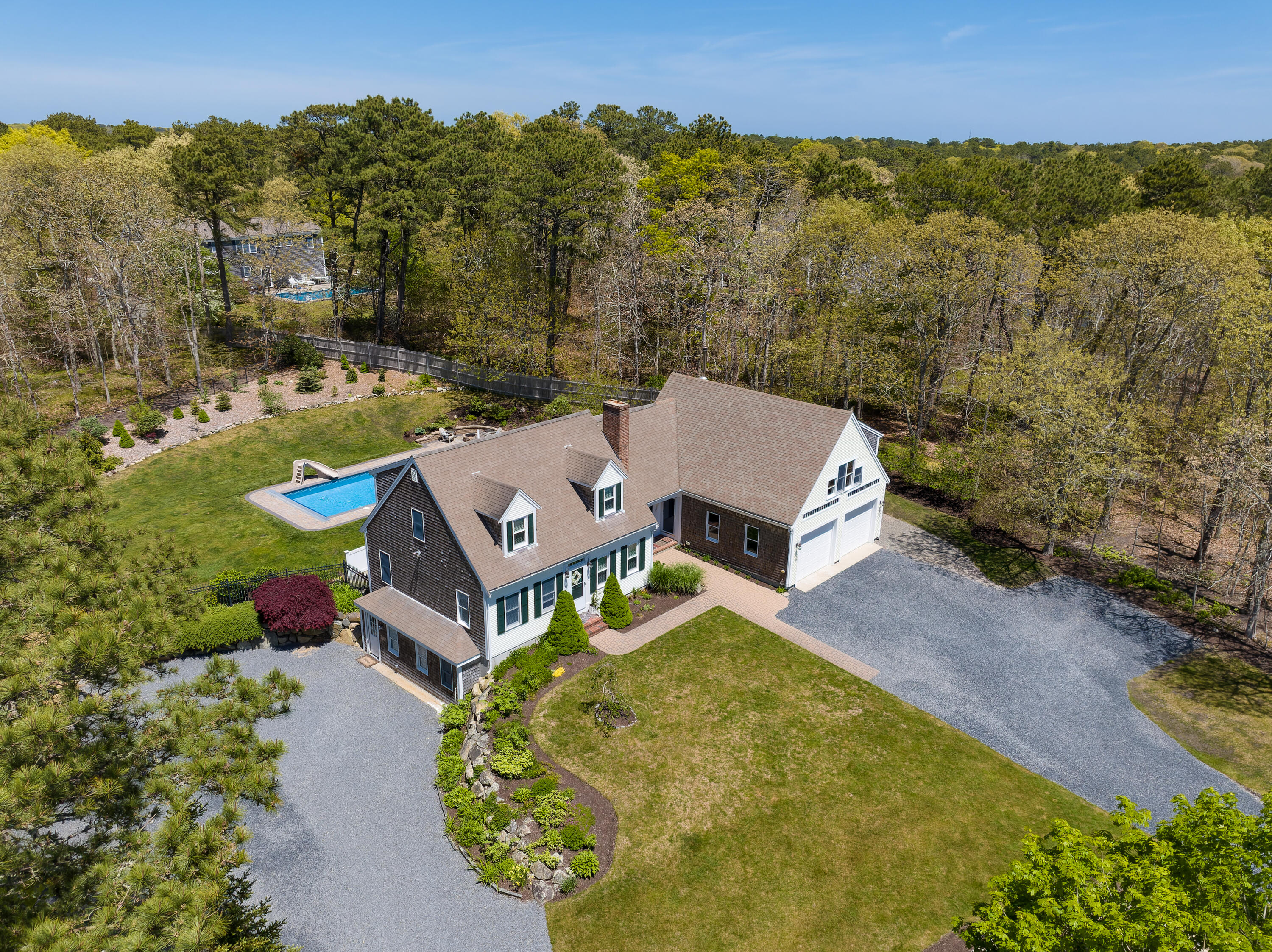 15 Walkerwoods Drive