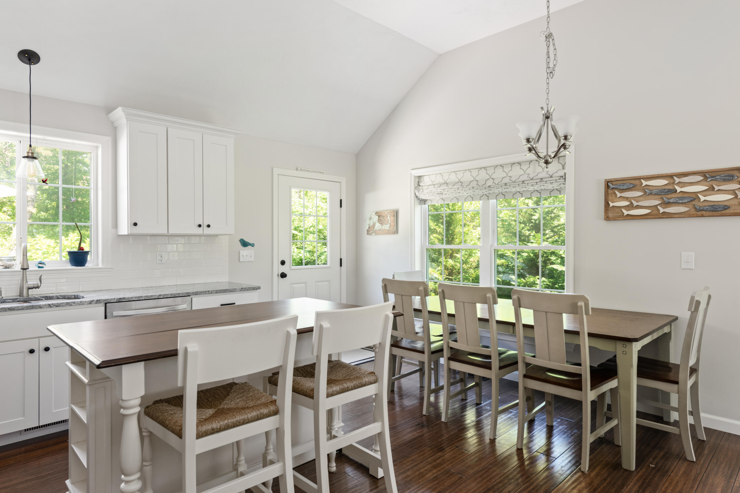 10 Cedar Lane