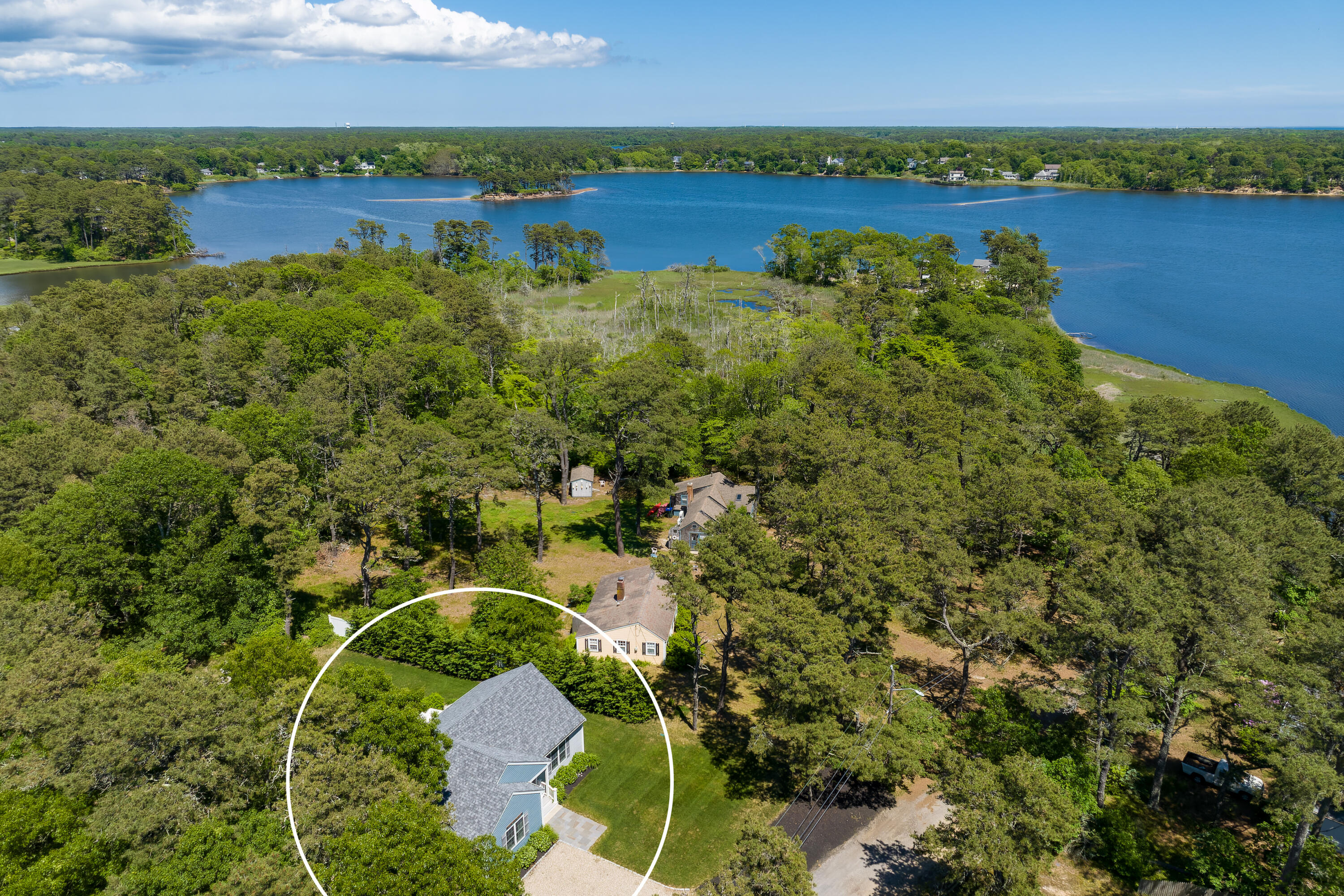 10 Cedar Lane