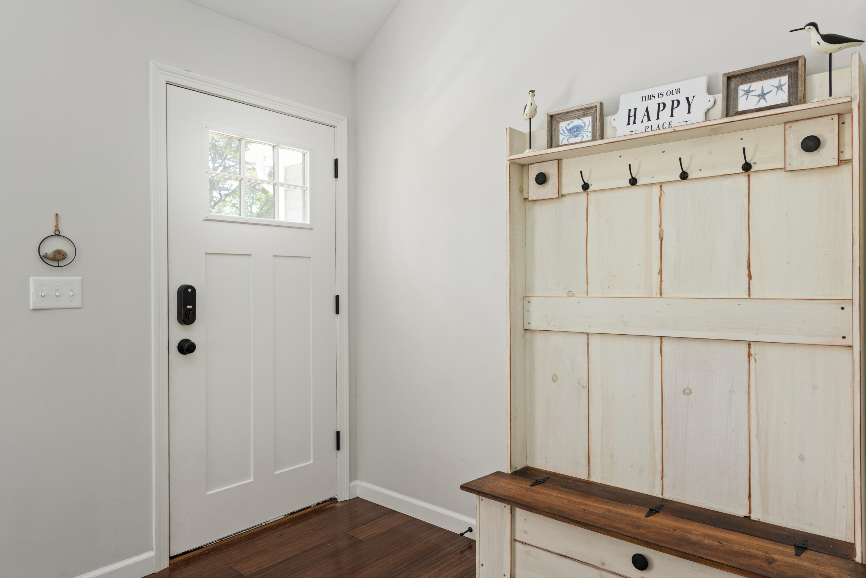10 Cedar Lane