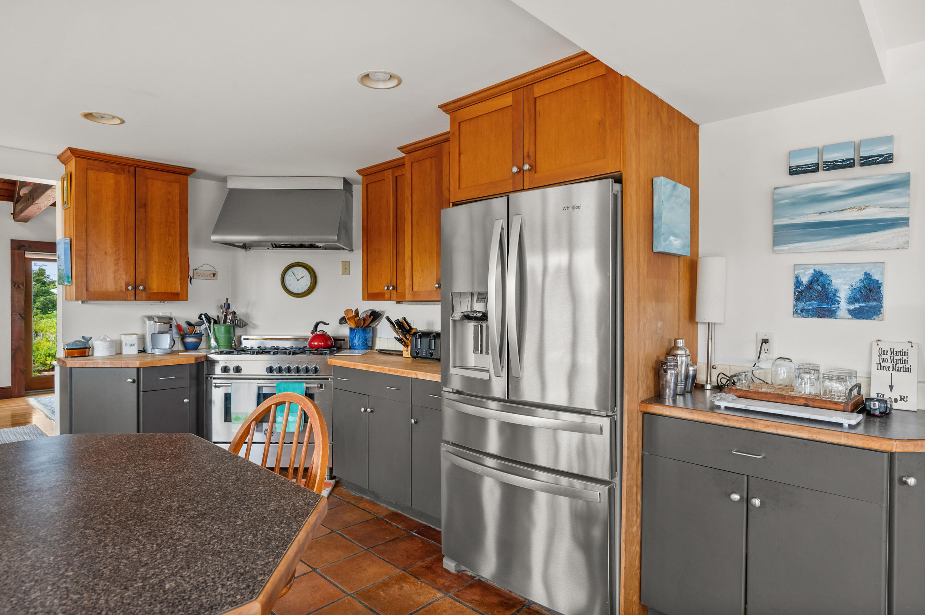 15 Edgewater Drive