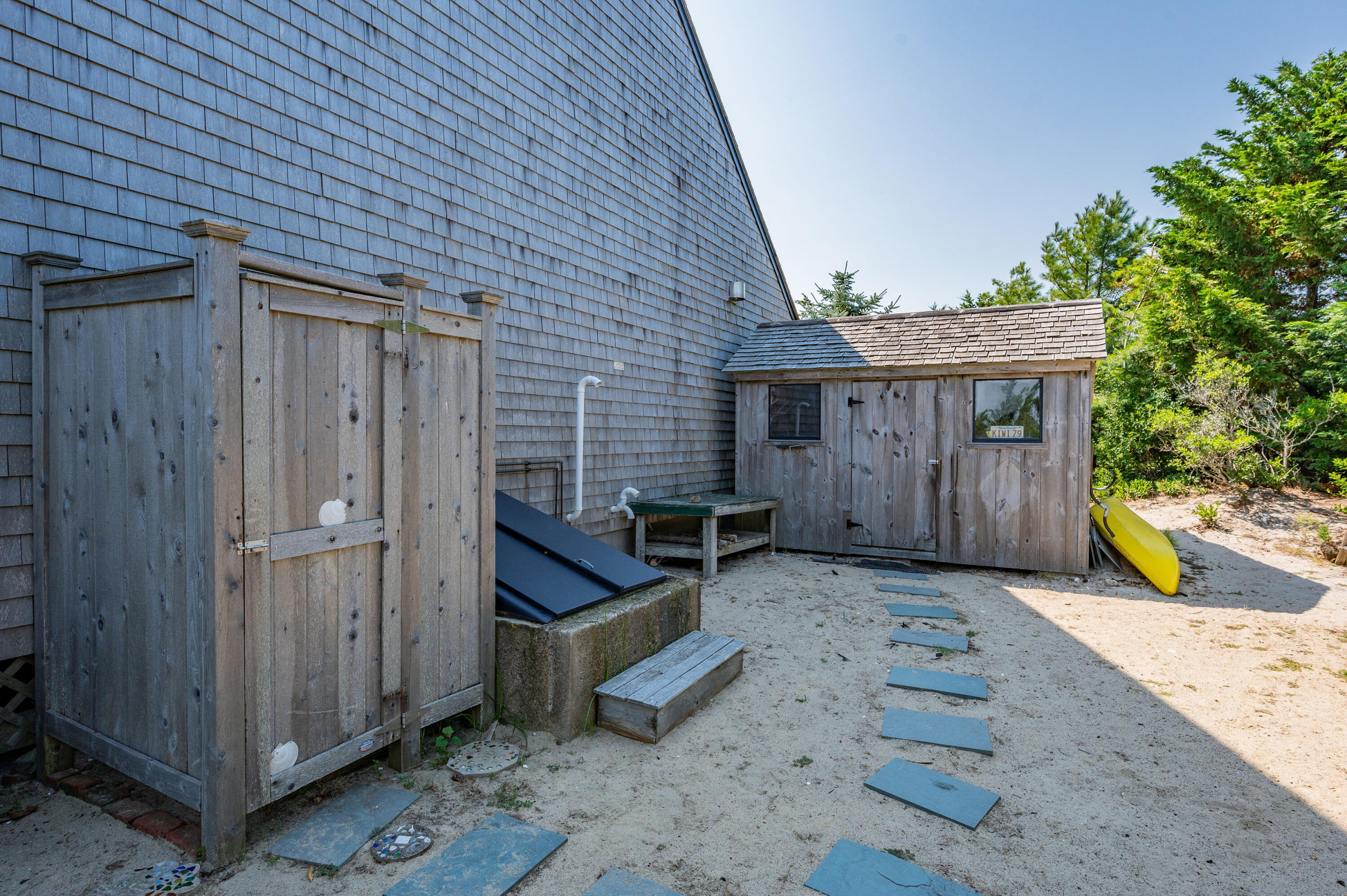 15 Edgewater Drive