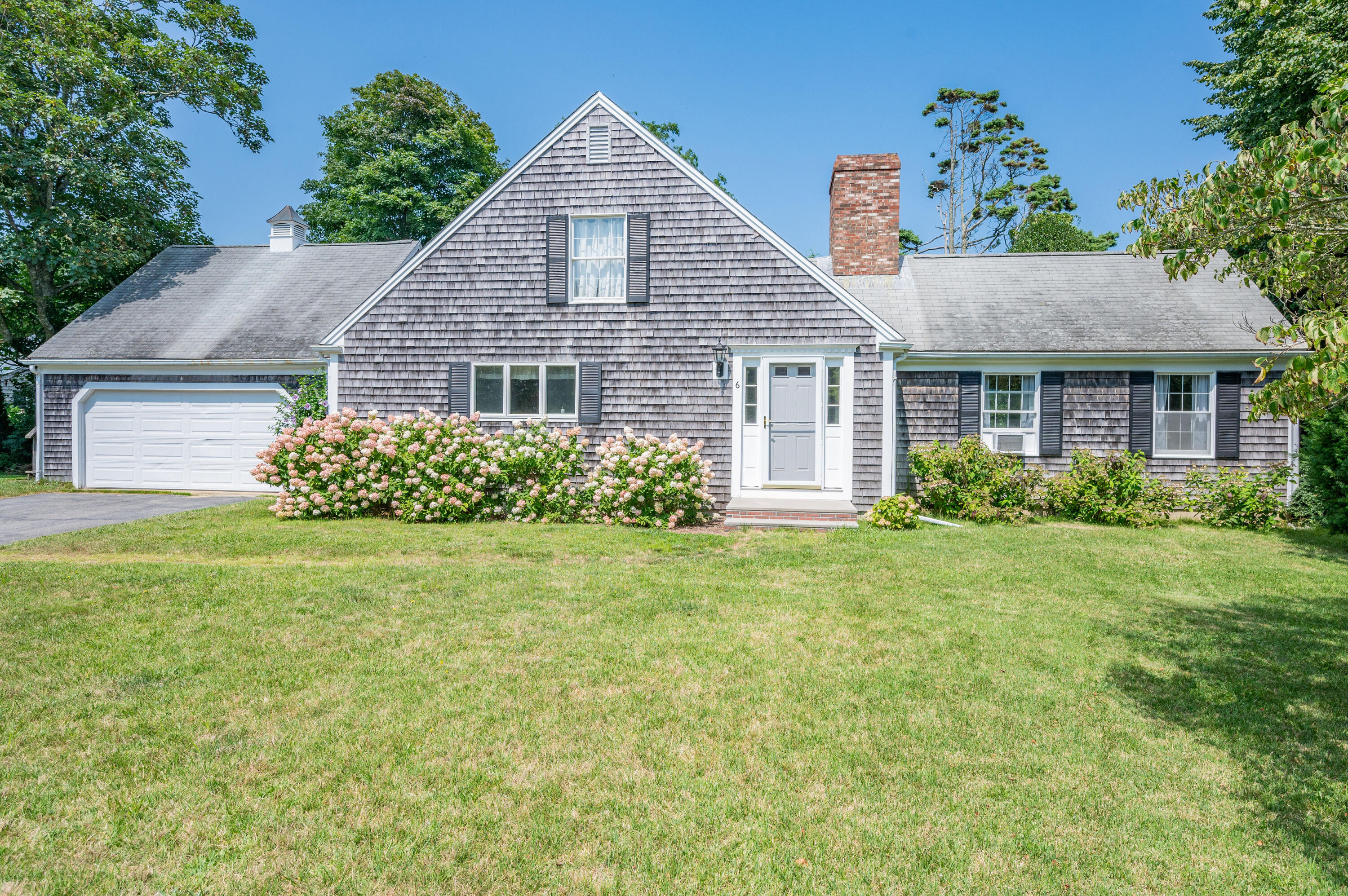 6 Palmer Drive