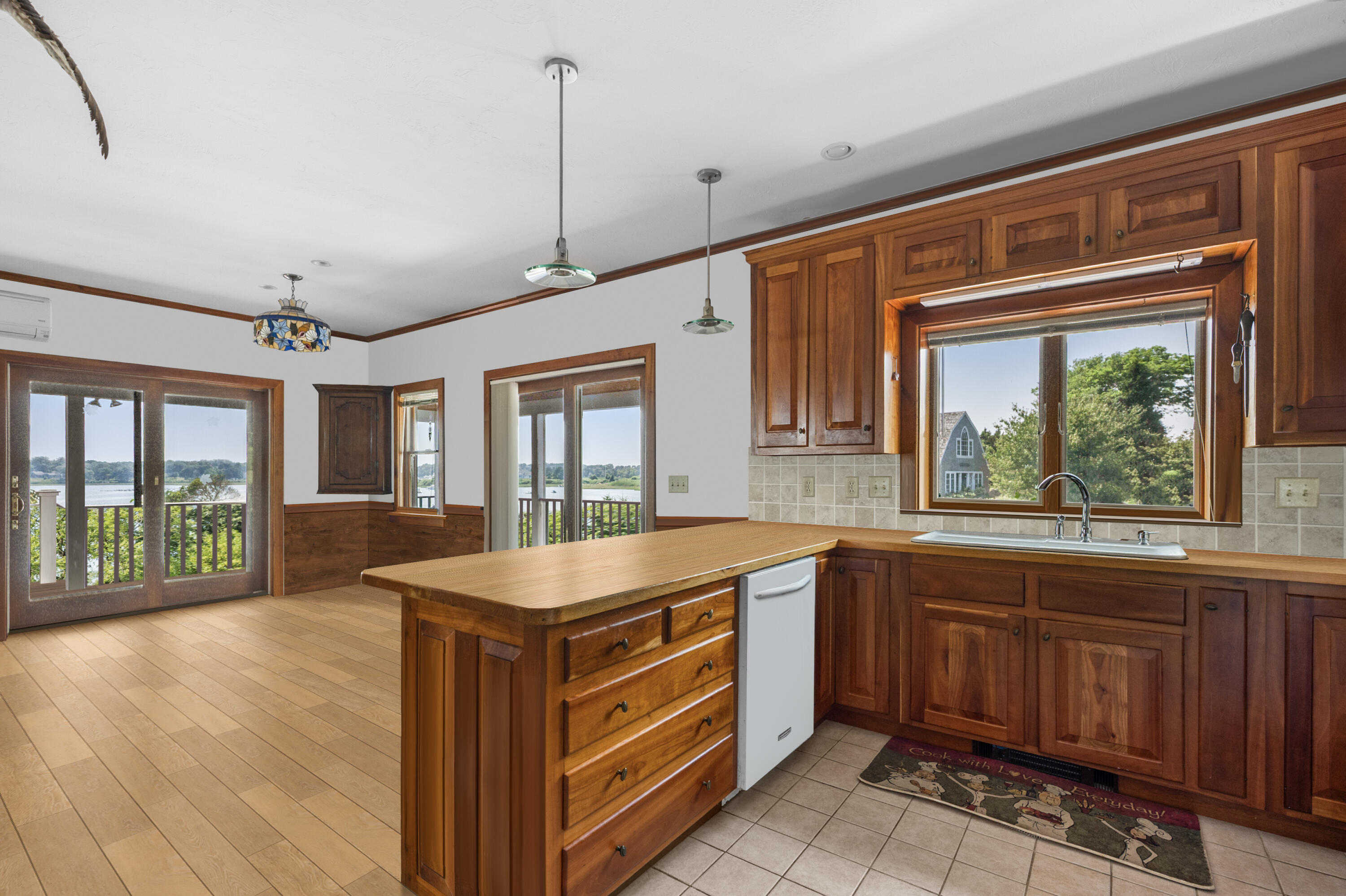 99 Uncle Alberts Drive Ext