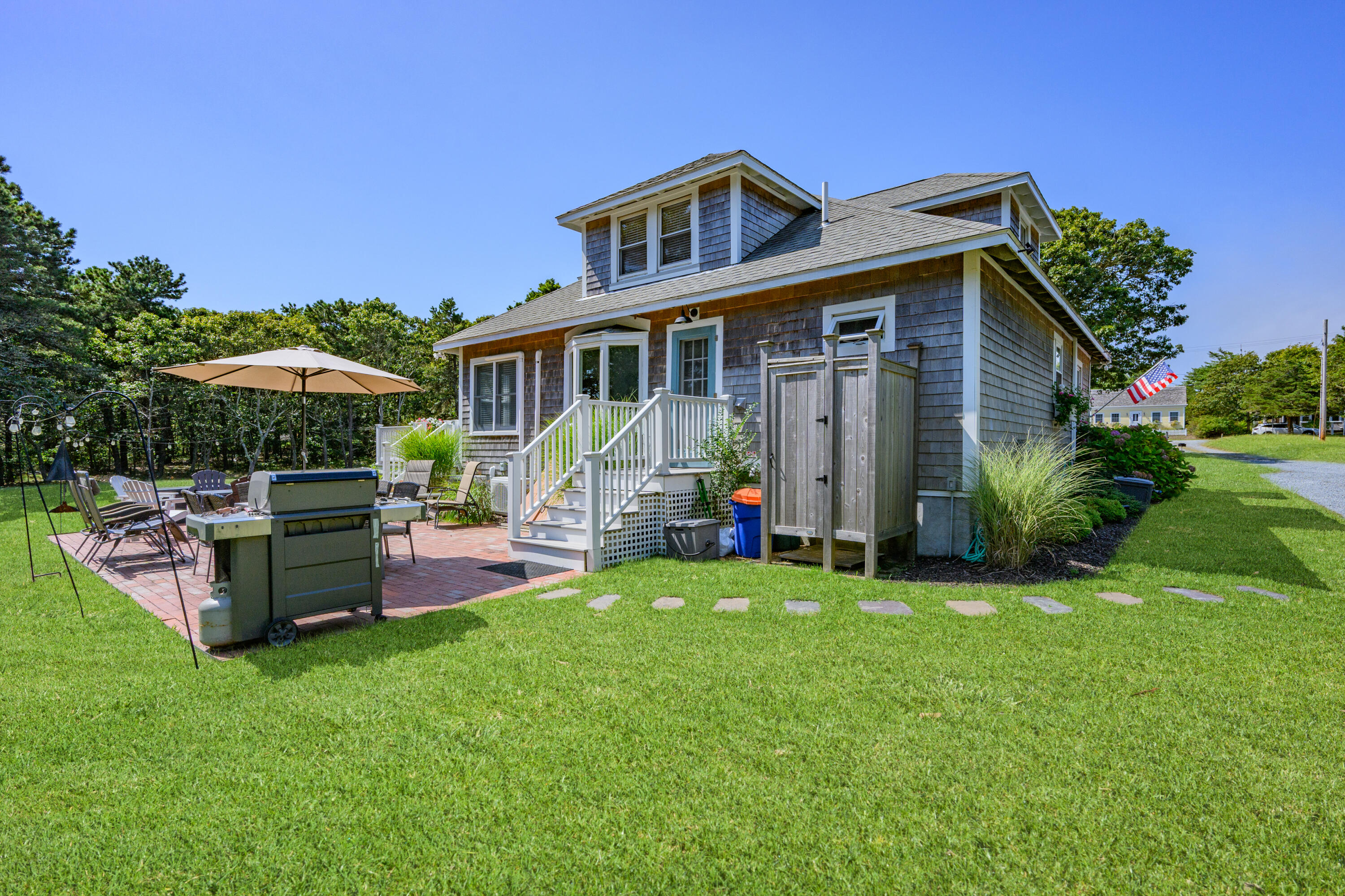 79 Forest Beach Road