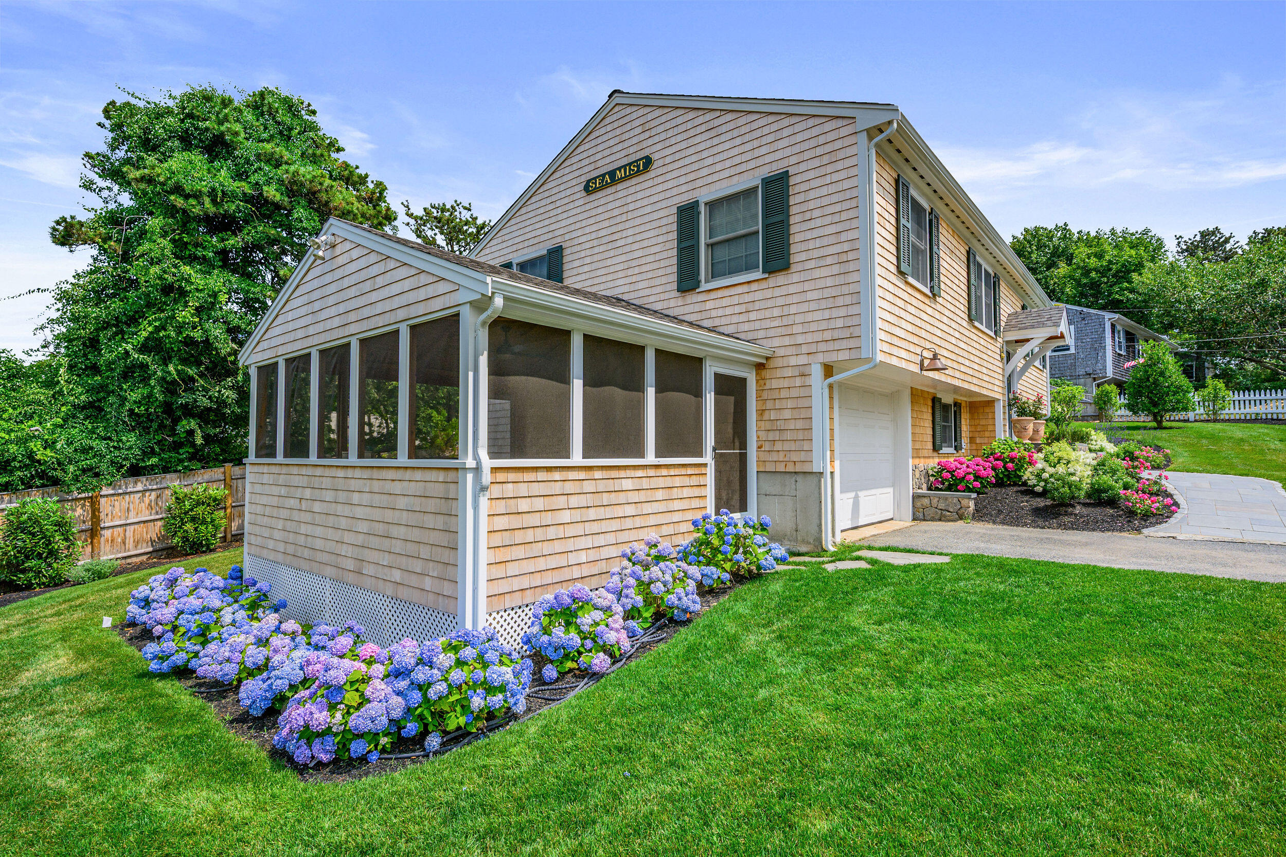 190 Heritage Lane