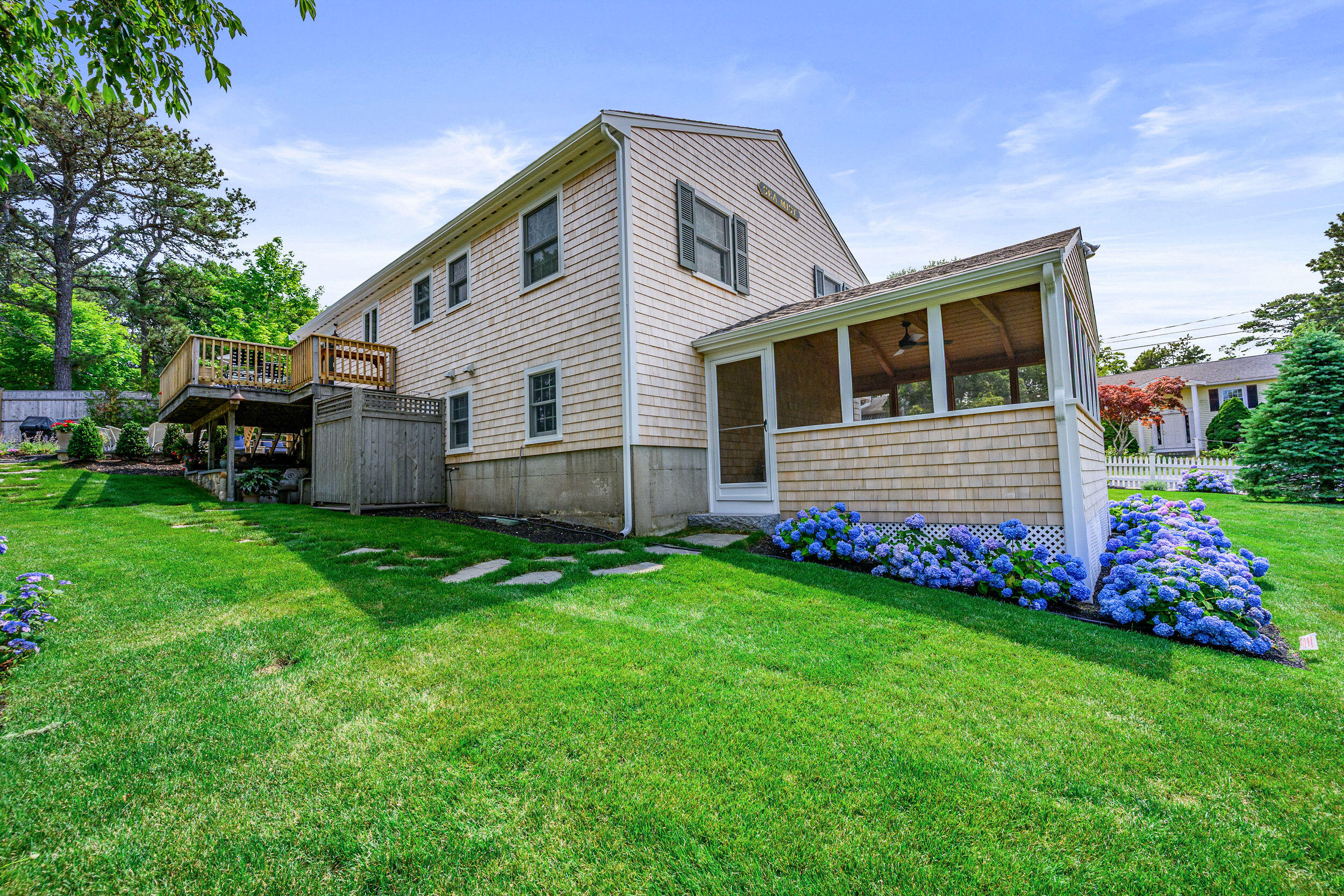 190 Heritage Lane