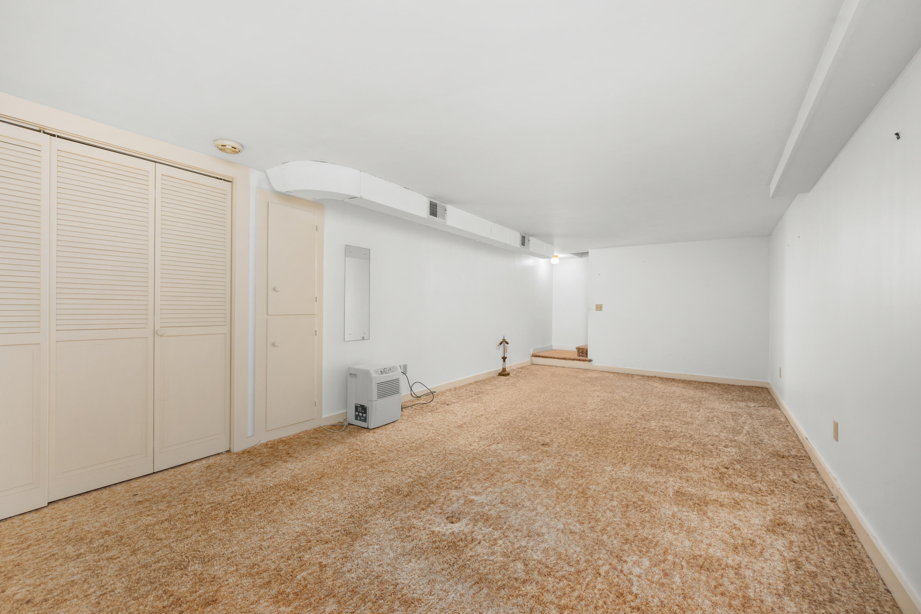 800 Riverview Drive