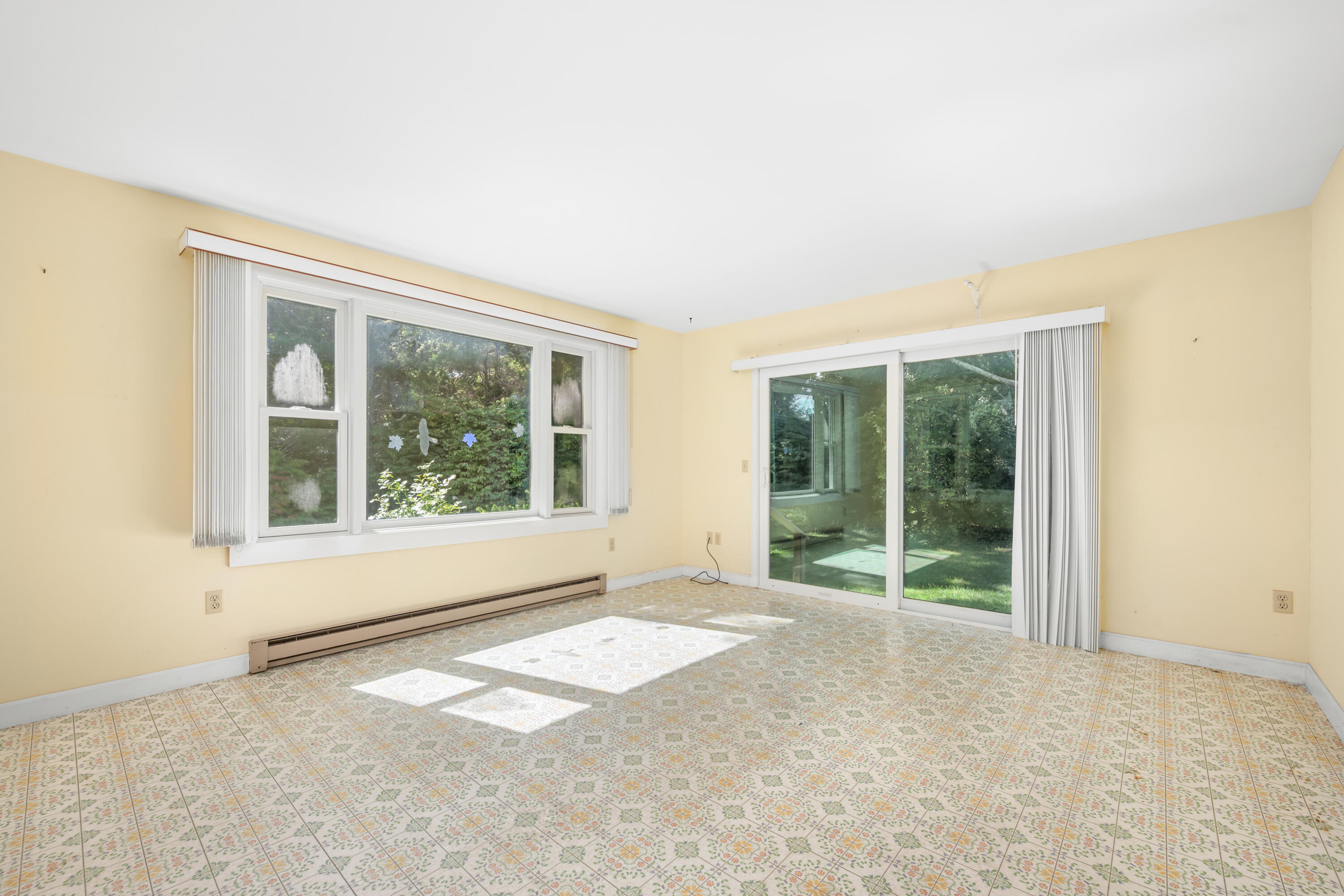 800 Riverview Drive