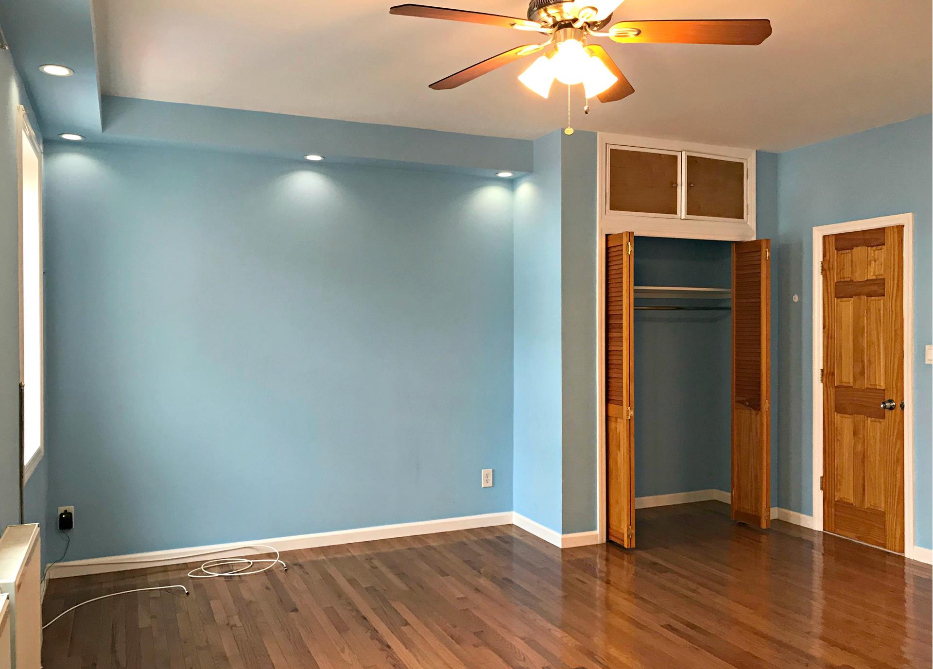 1127 GILMORE Court 2R