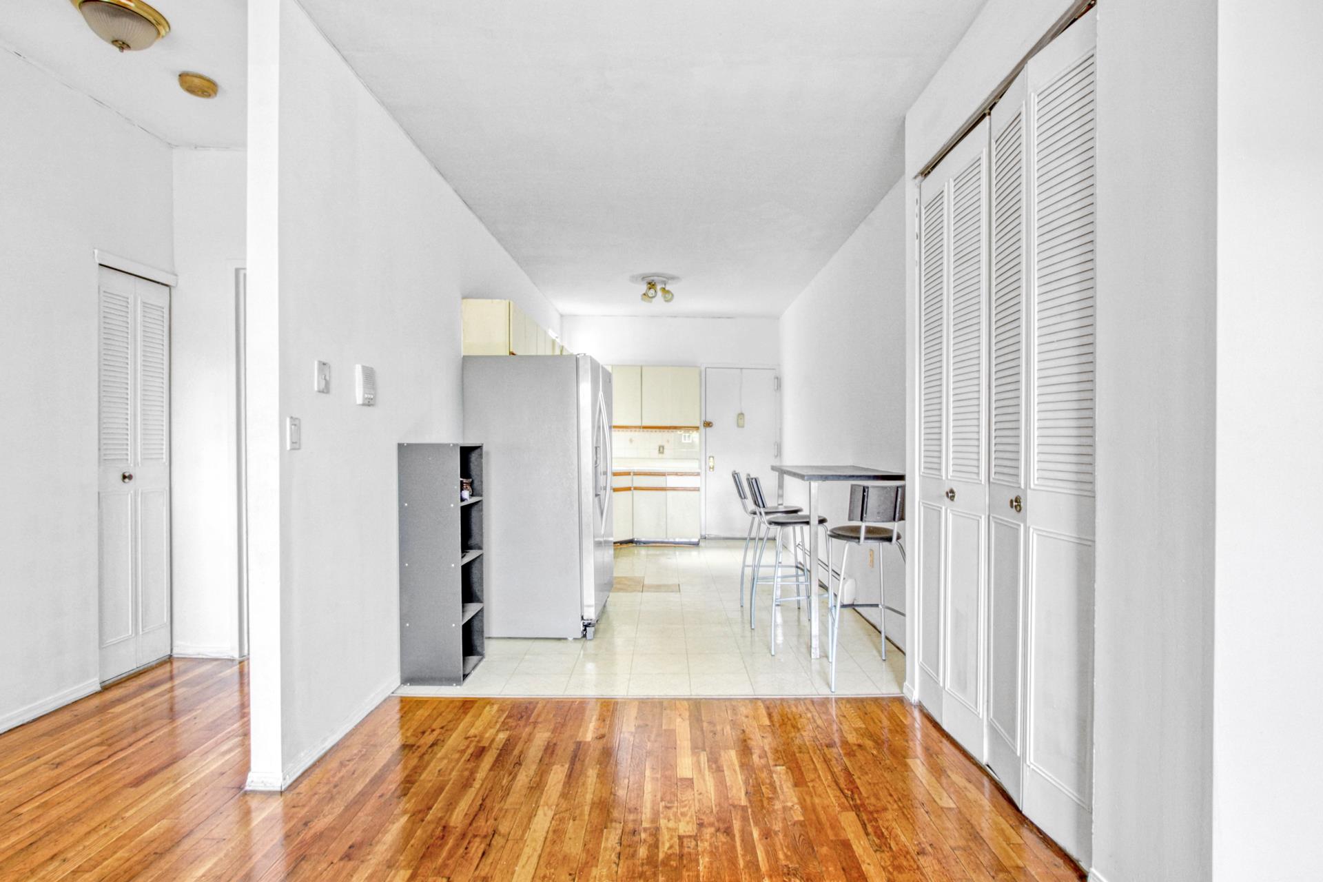 510 OCEAN Parkway 4J