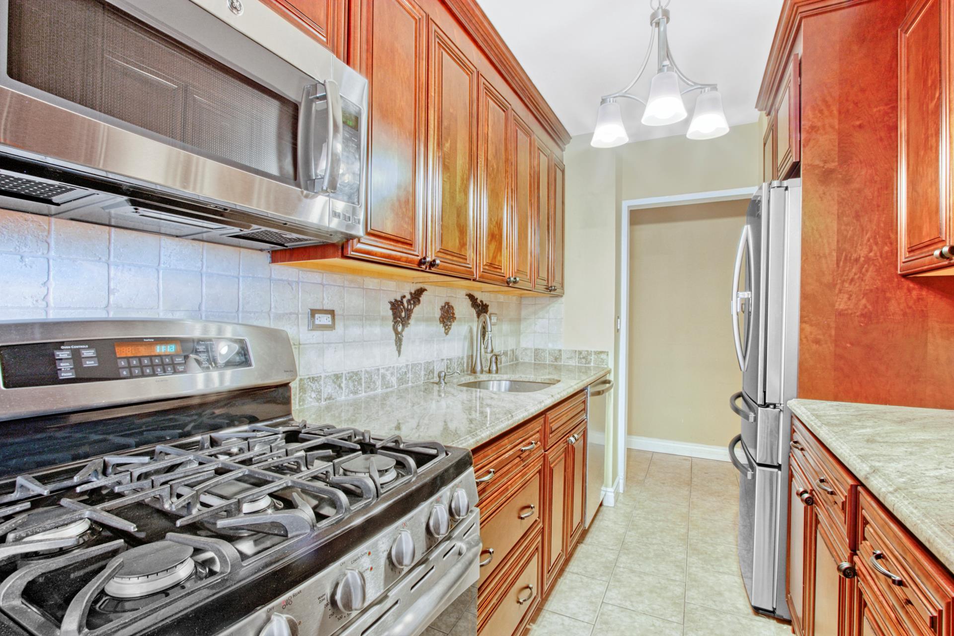 2928 W 5TH Street 5D