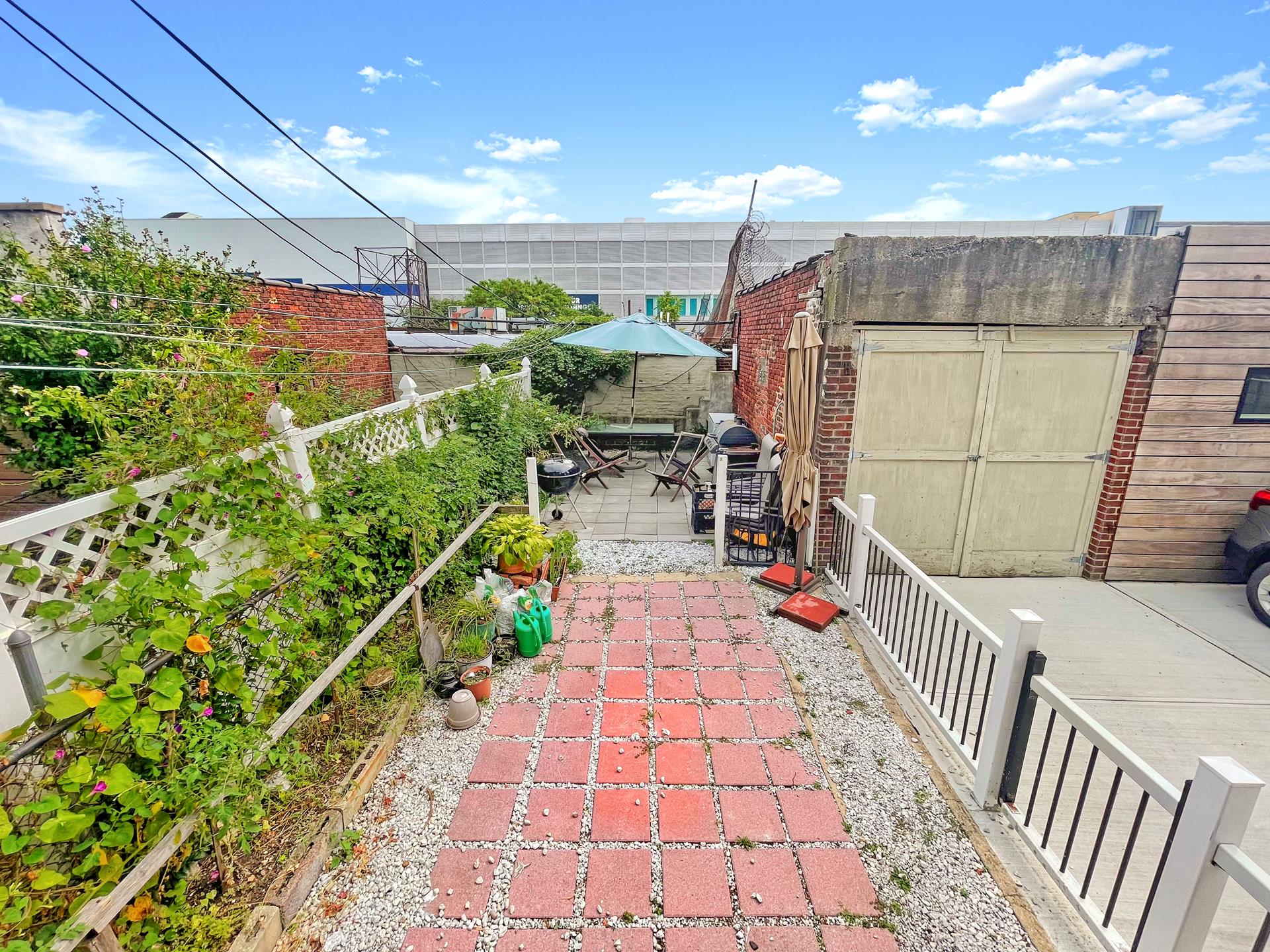172 SULLIVAN Place