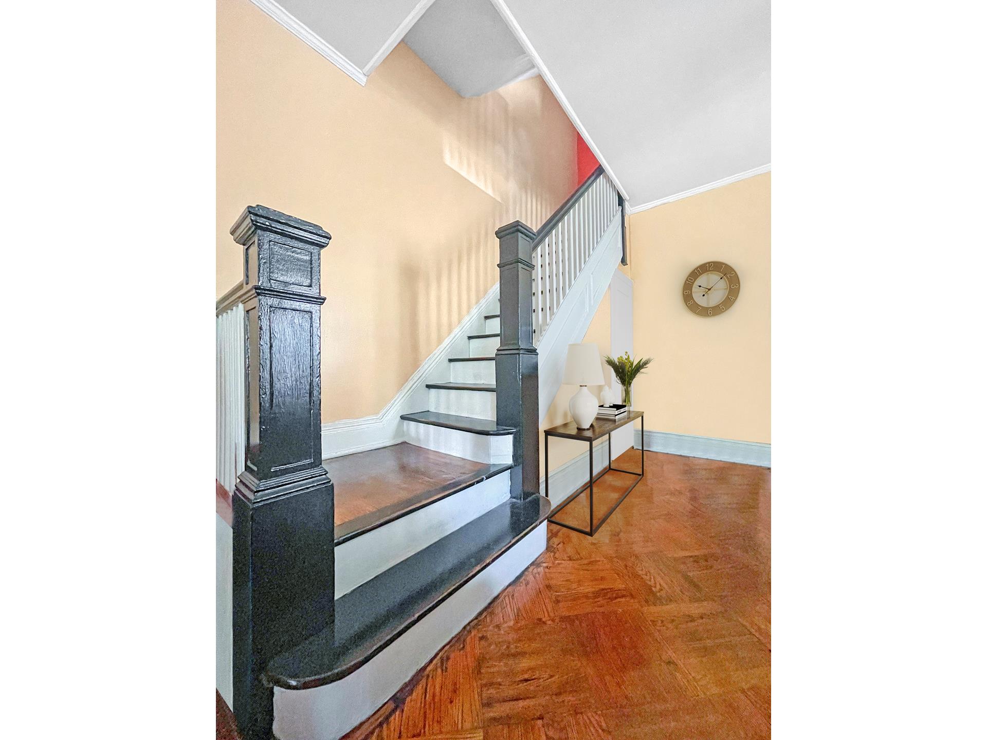 172 SULLIVAN Place