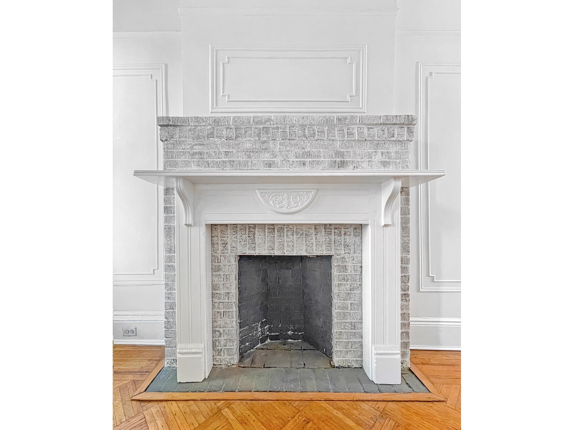 330 CLERMONT Avenue